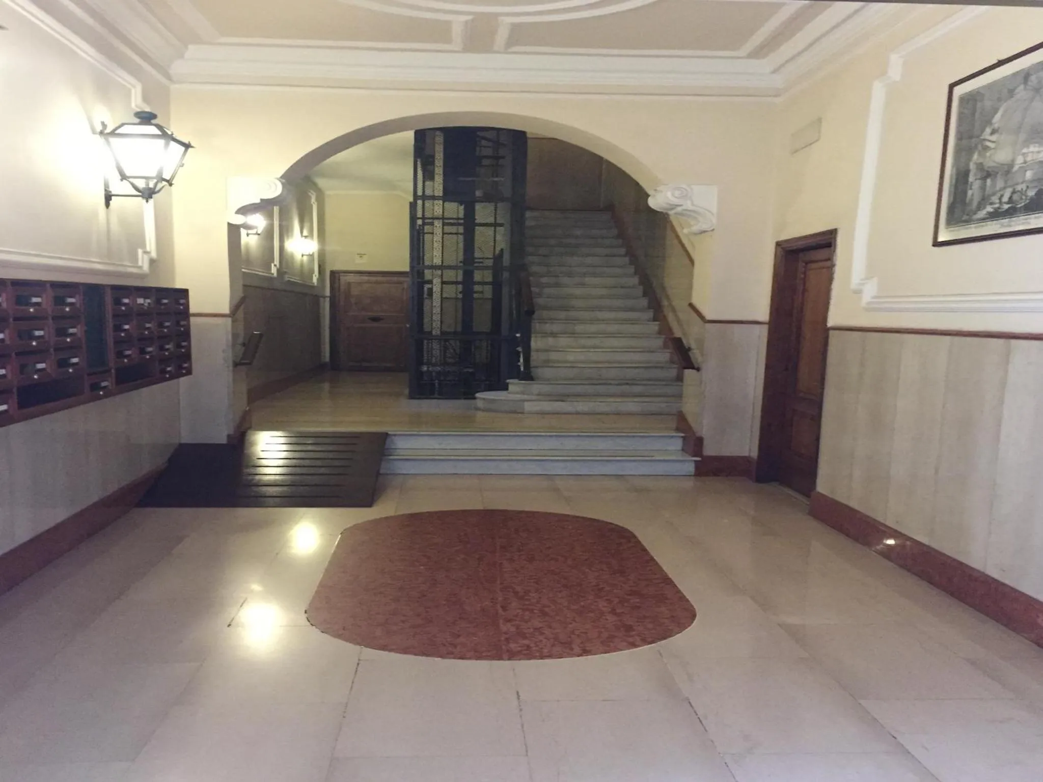 Decorative detail in Roma 2B