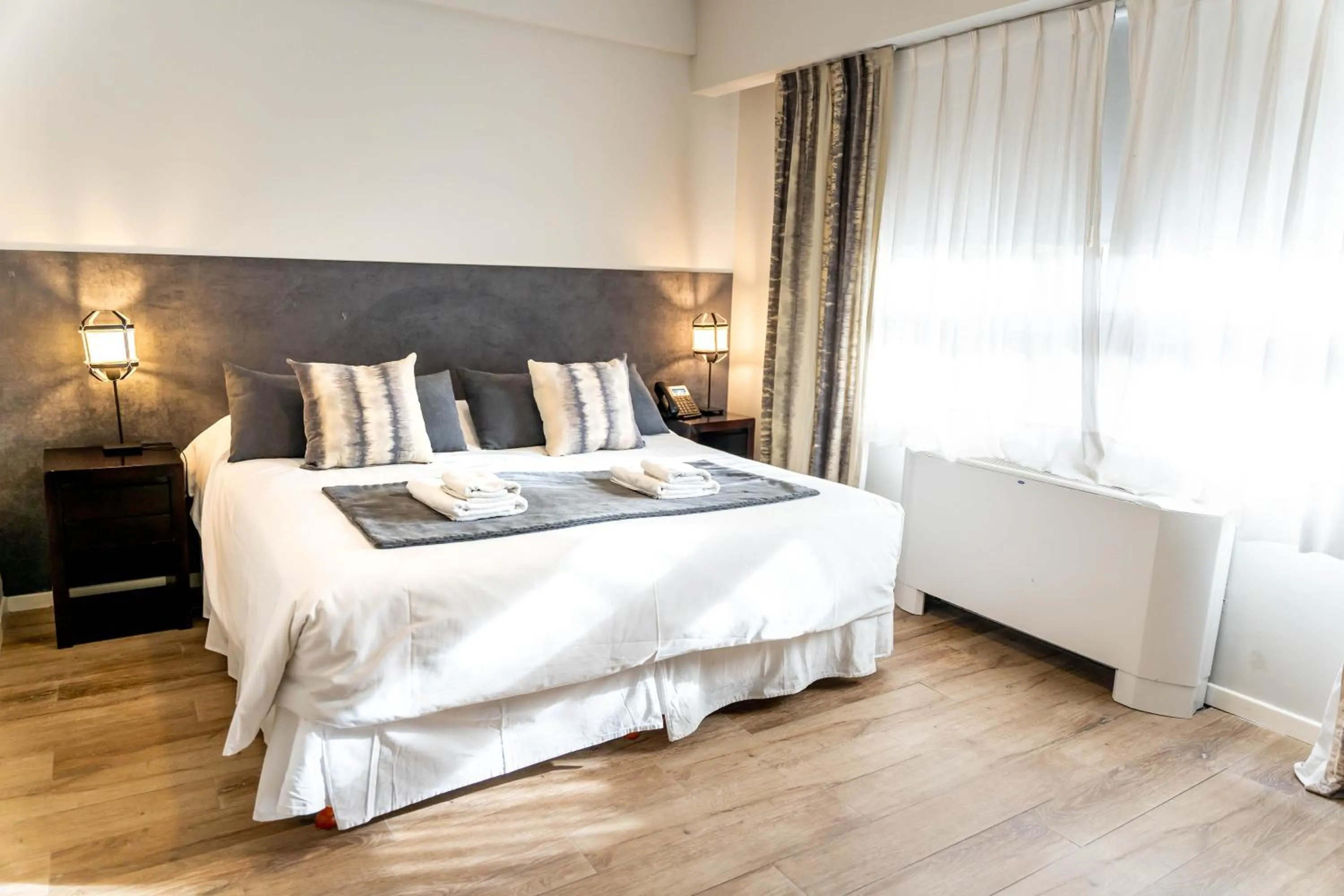 Bedroom, Bed in O2 Hotel Mar del Plata