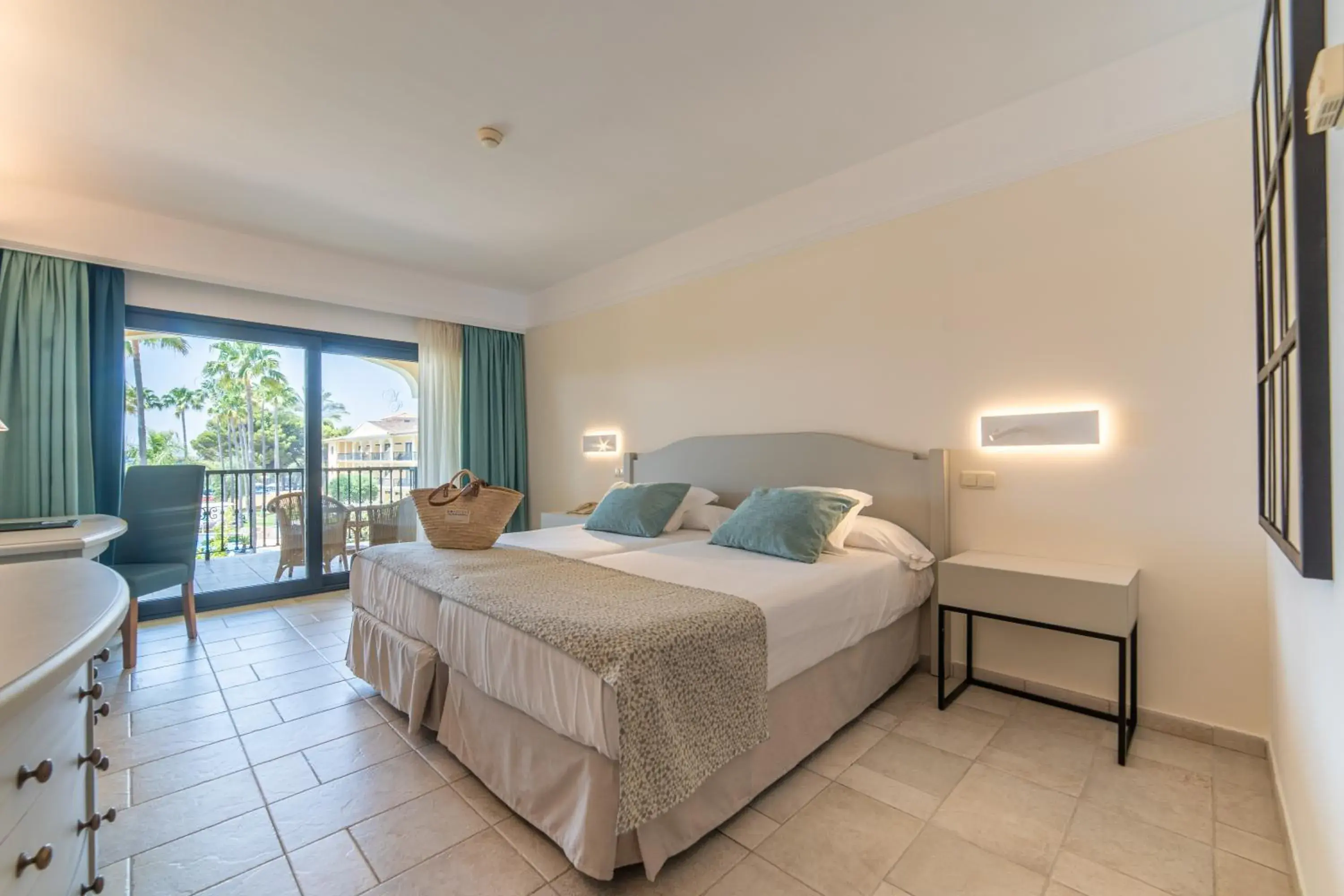 Double or Twin Room in CM Mallorca Palace - Only Adults Double or Twin Room in CM Mallorca Palace - Only Adults