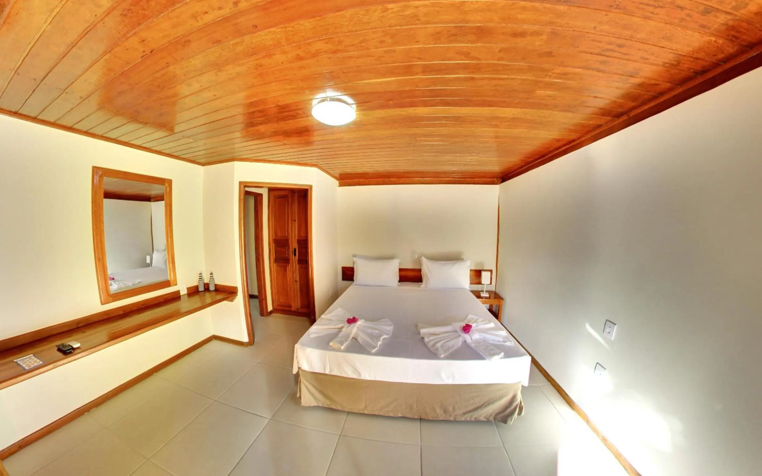 Photo of the whole room, Bed in Makaira Beach Resort