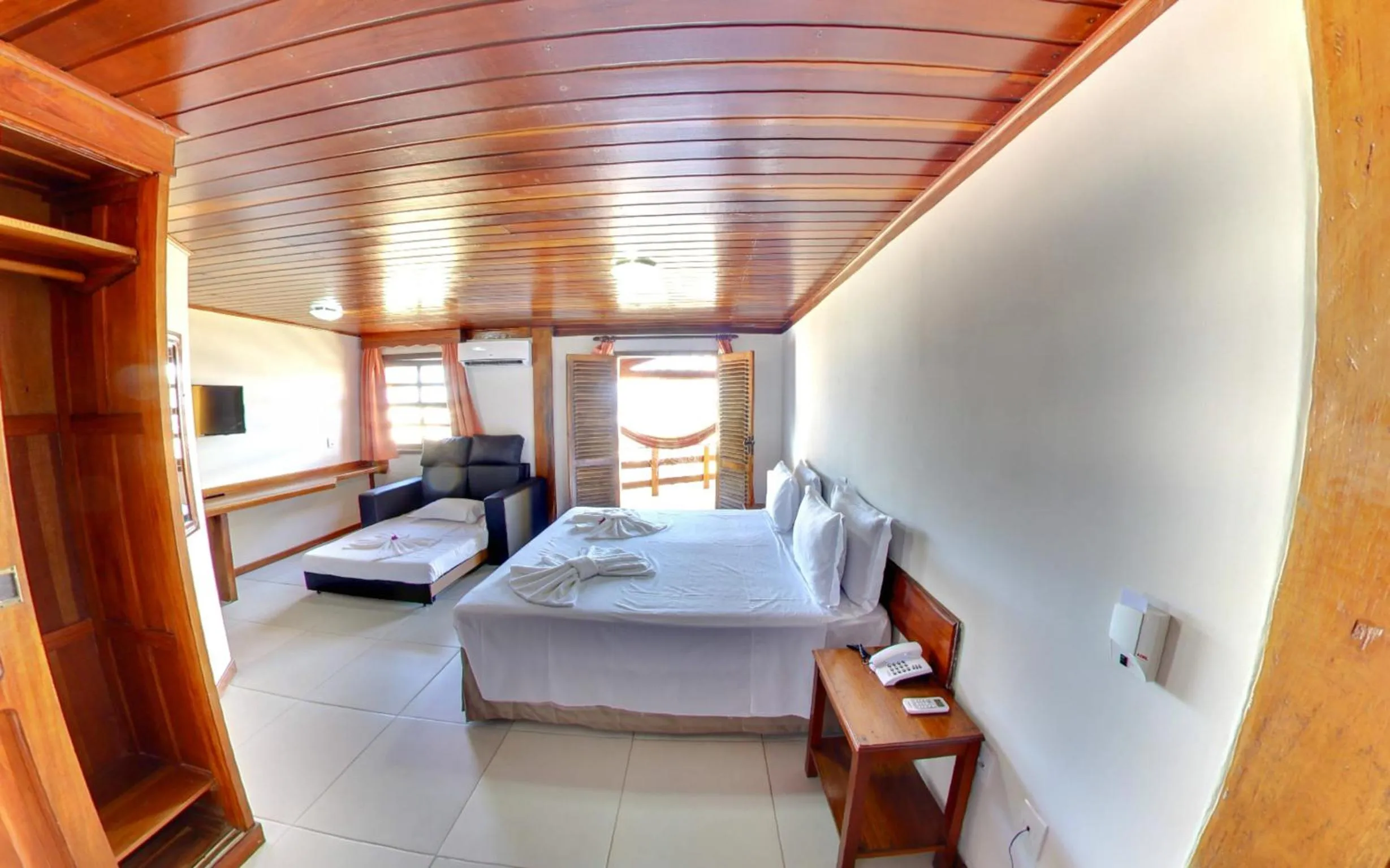 Photo of the whole room, Bed in Makaira Beach Resort