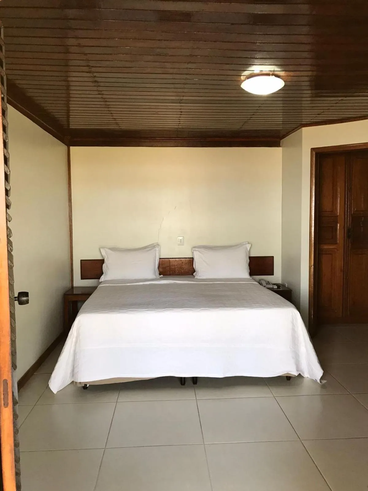Photo of the whole room, Bed in Makaira Beach Resort