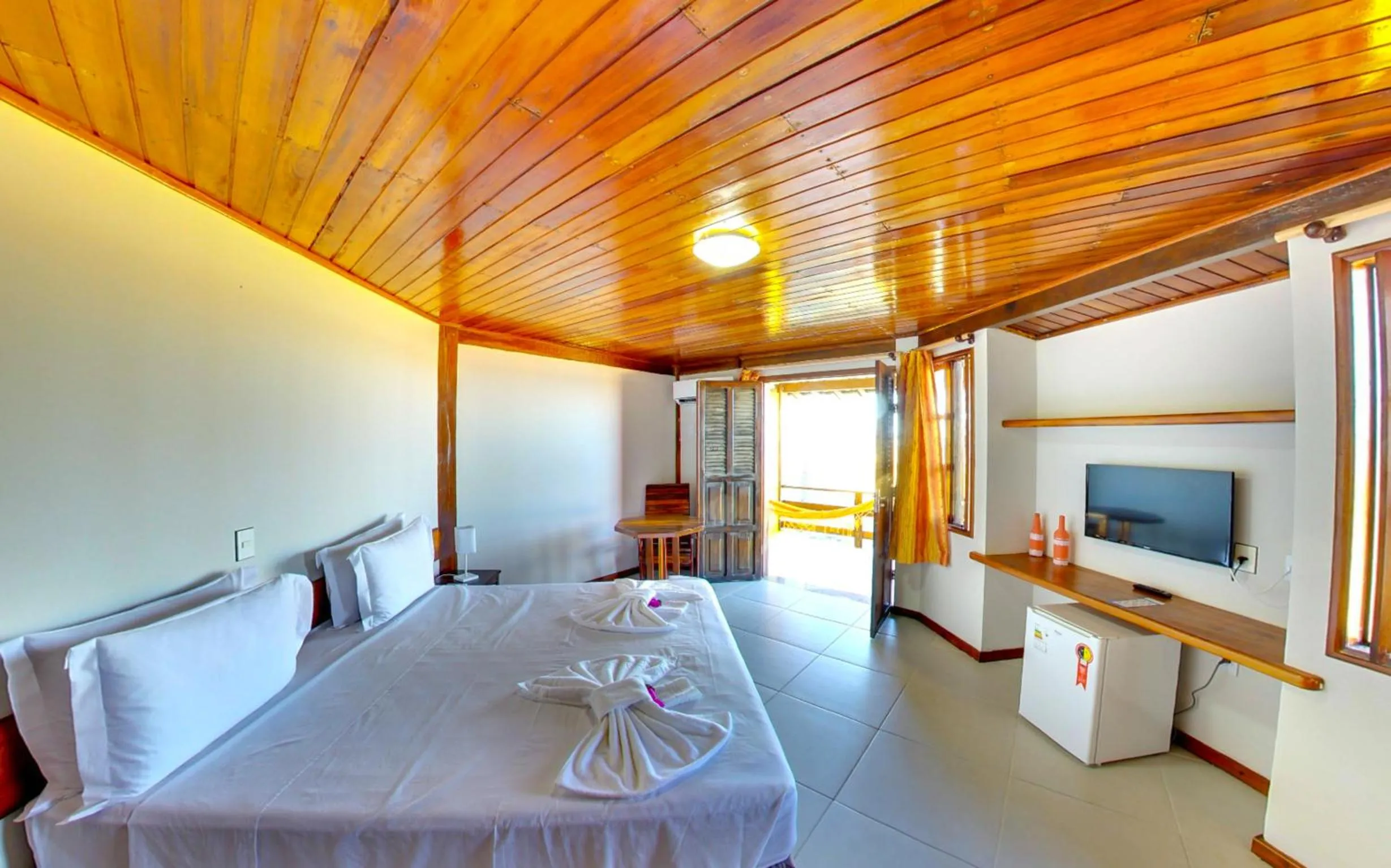 Bed in Makaira Beach Resort