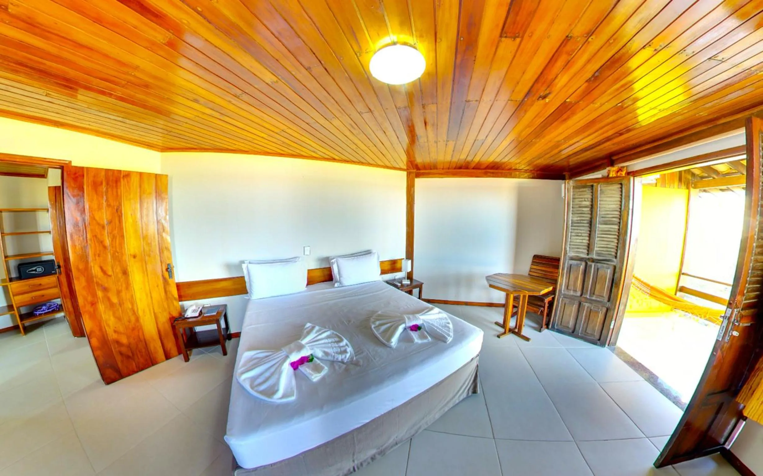 Bed in Makaira Beach Resort