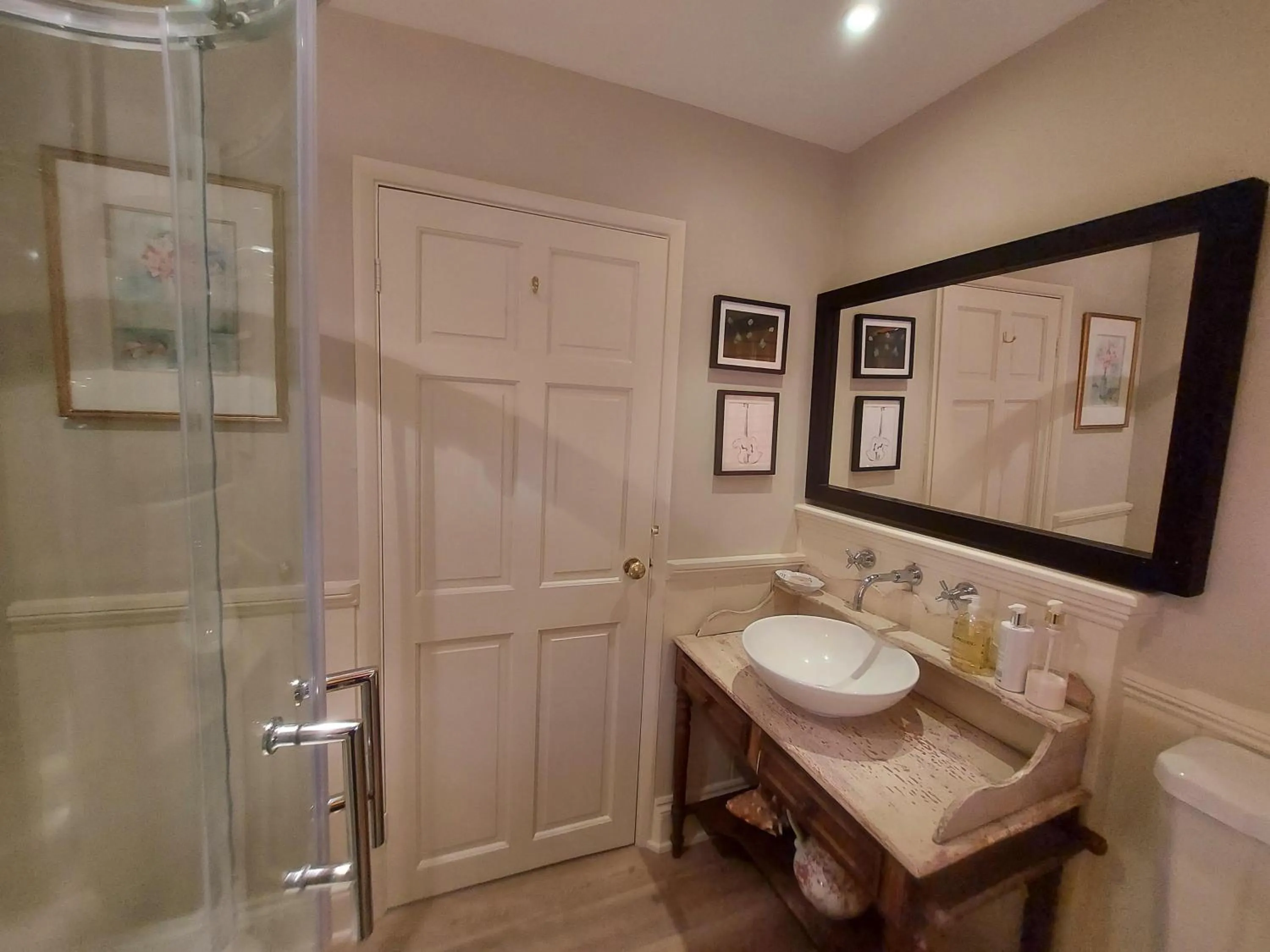 Bathroom in Rectory Farm Annexe