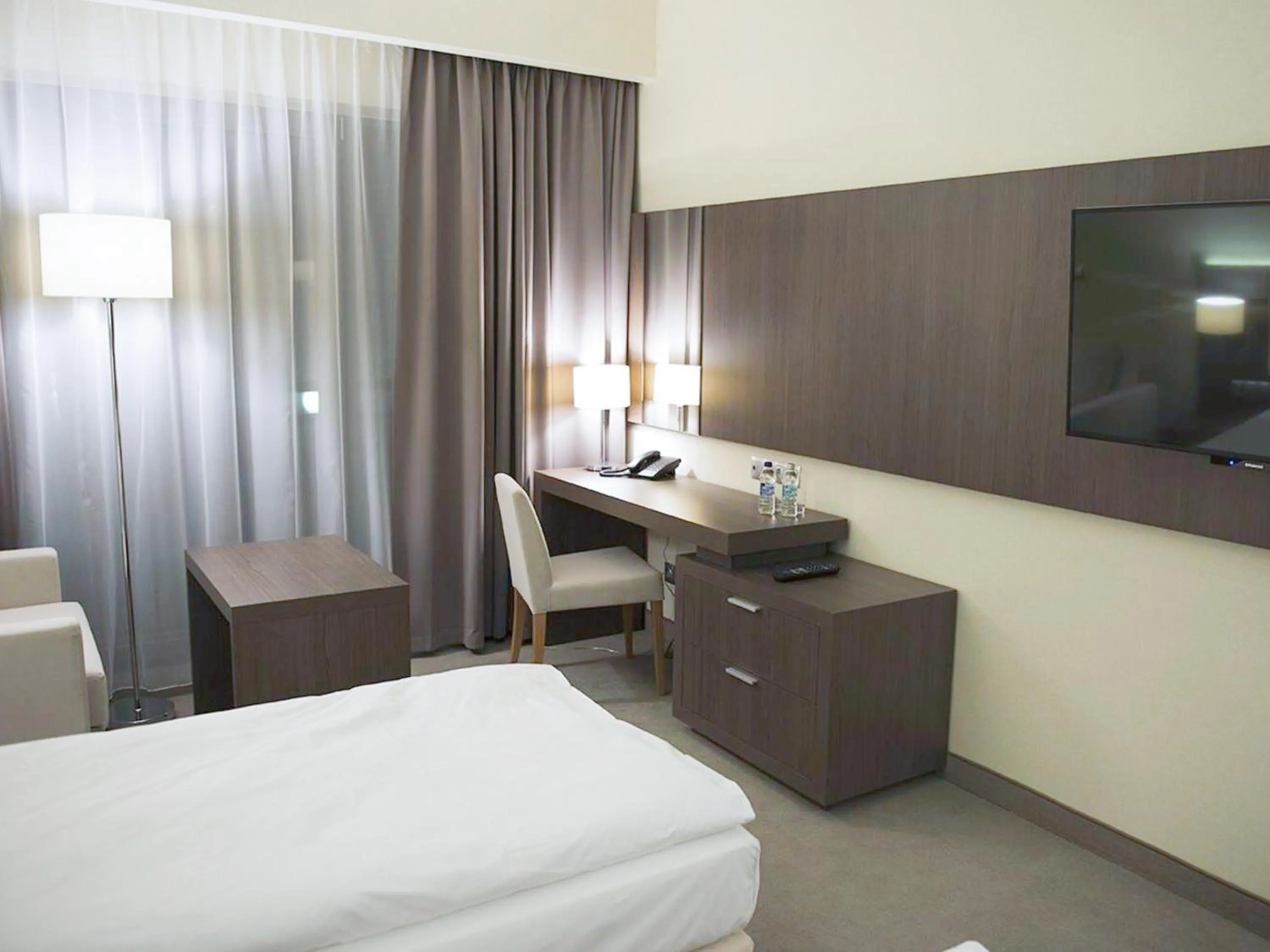 TV/Entertainment Center in Hotel Kosma