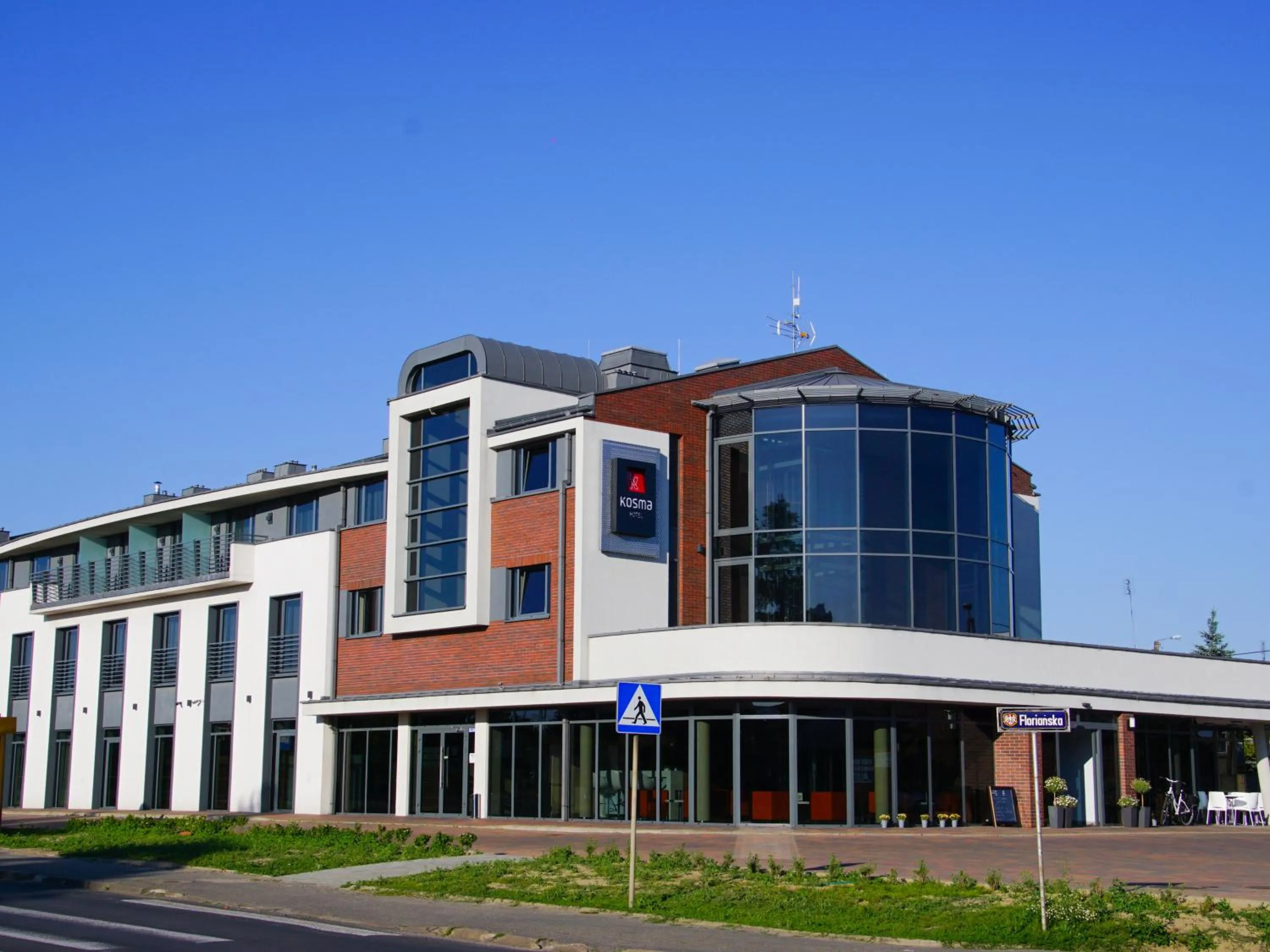 Property Building in Hotel Kosma