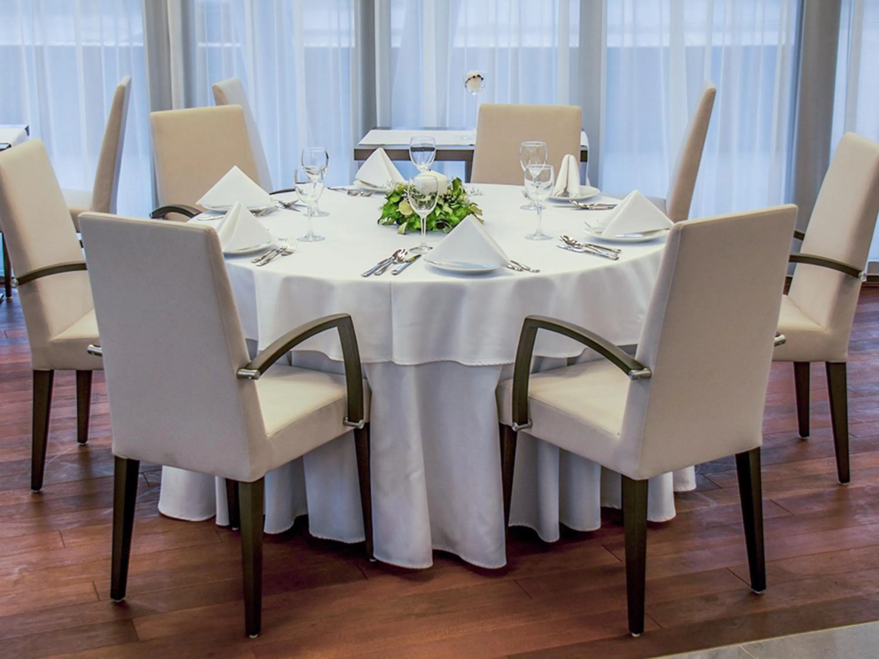 Restaurant/Places to Eat in Hotel Kosma