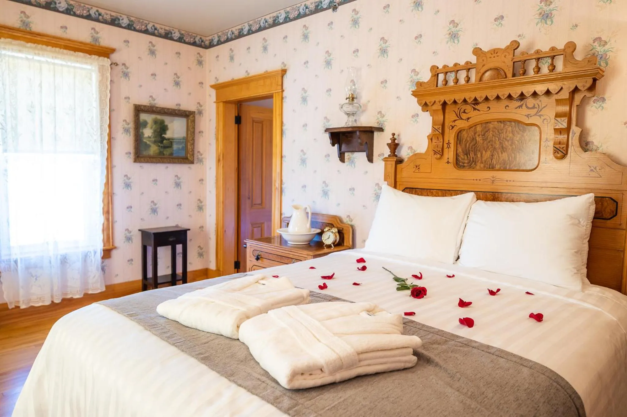 Bedroom, Bed in Hôtel Château Albert