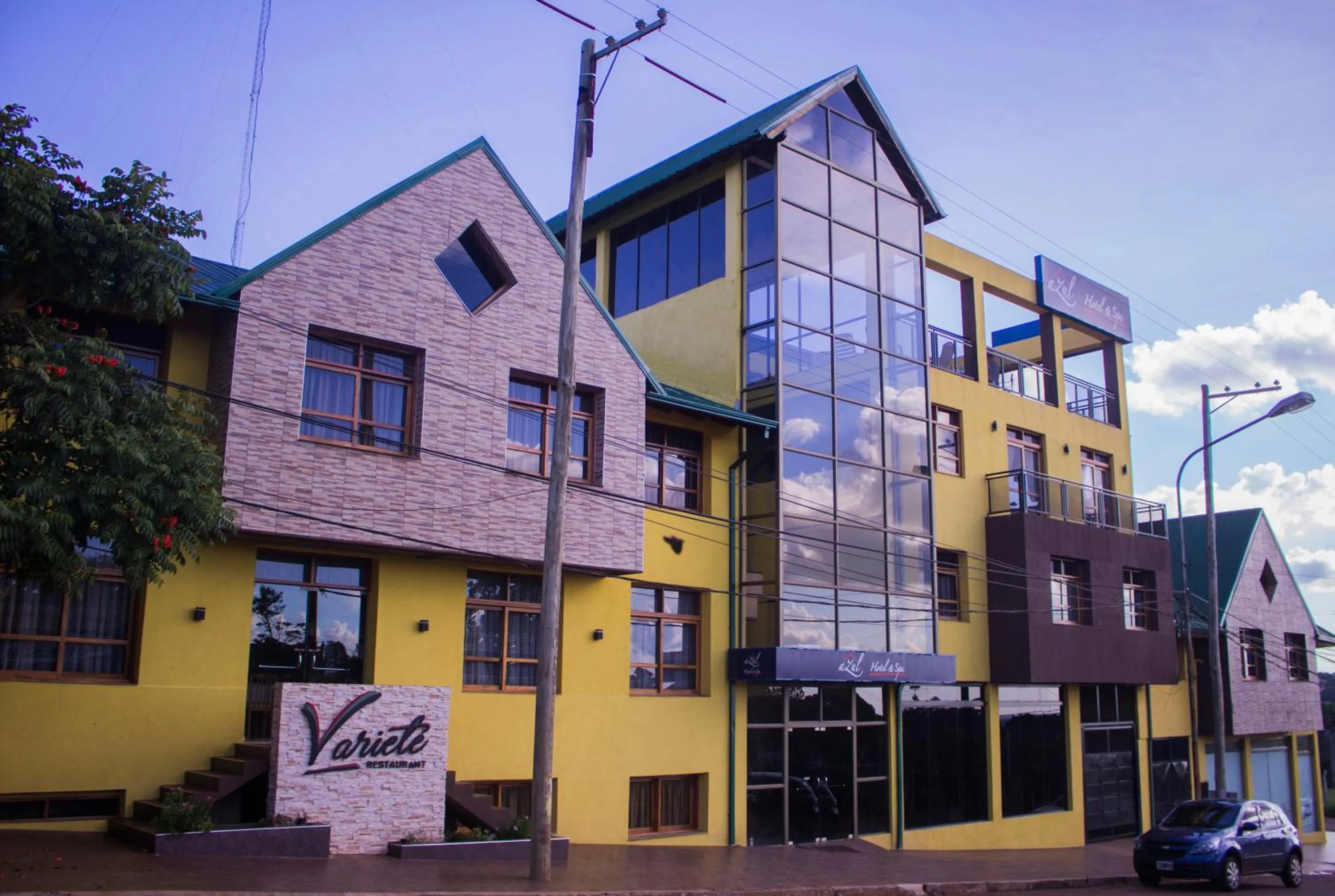 Facade/entrance in Bagu Azul Obera
