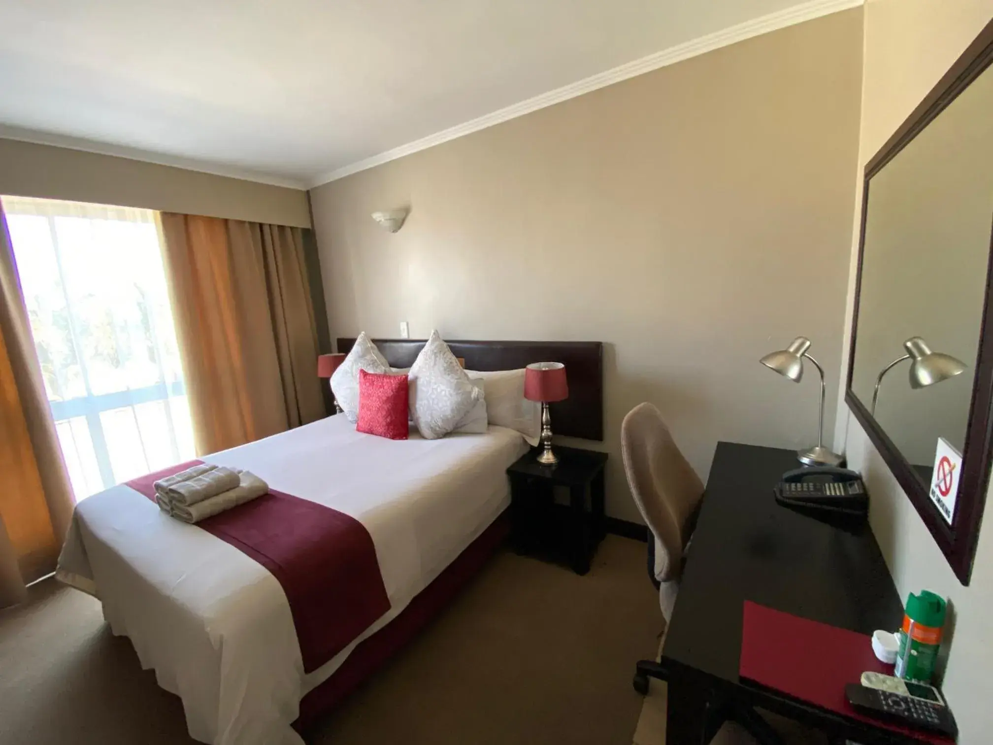 Twin Room with Shower in Dakota Lodge Twin Room with Shower in Dakota Lodge