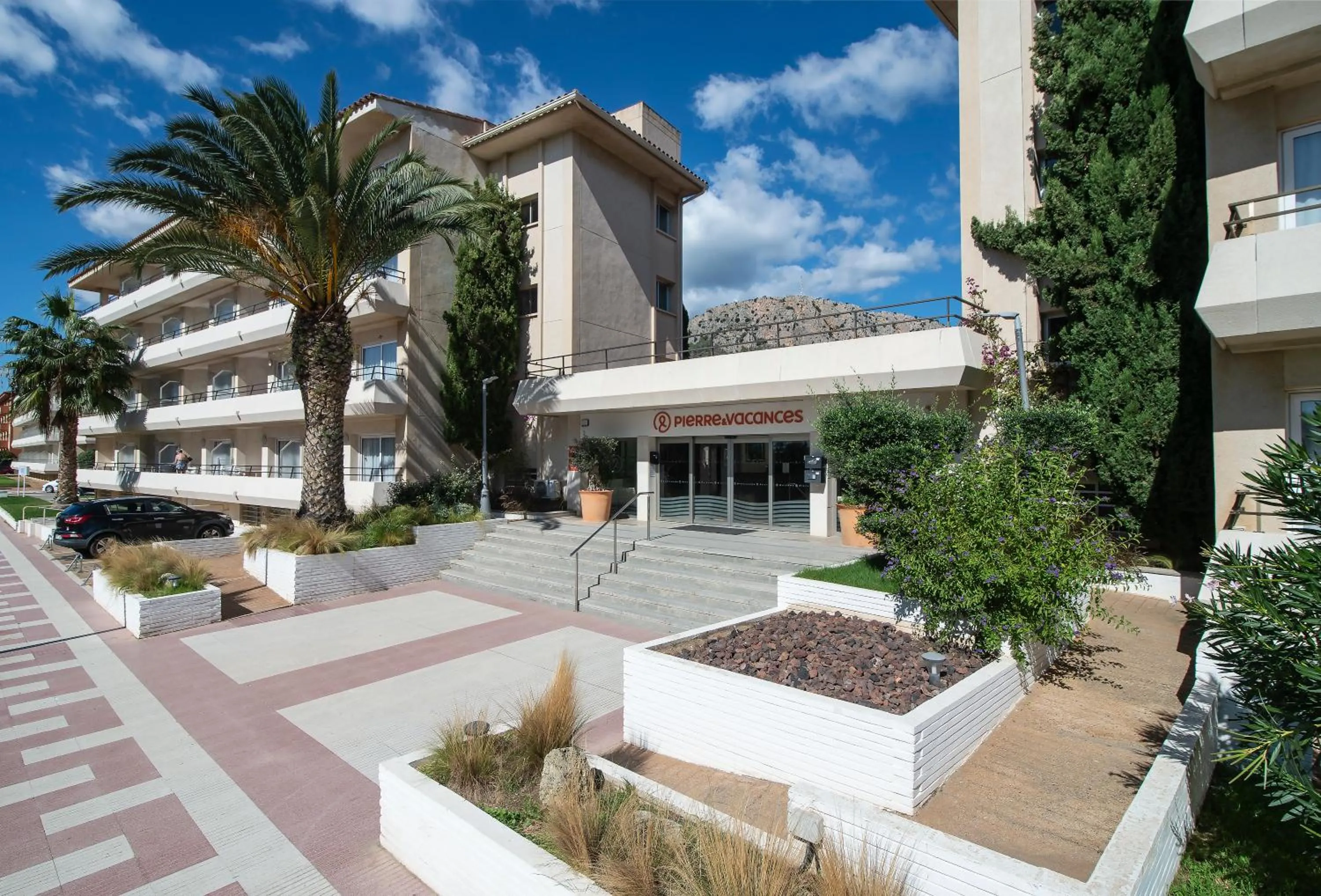 Facade/entrance in Pierre & Vacances Estartit Playa