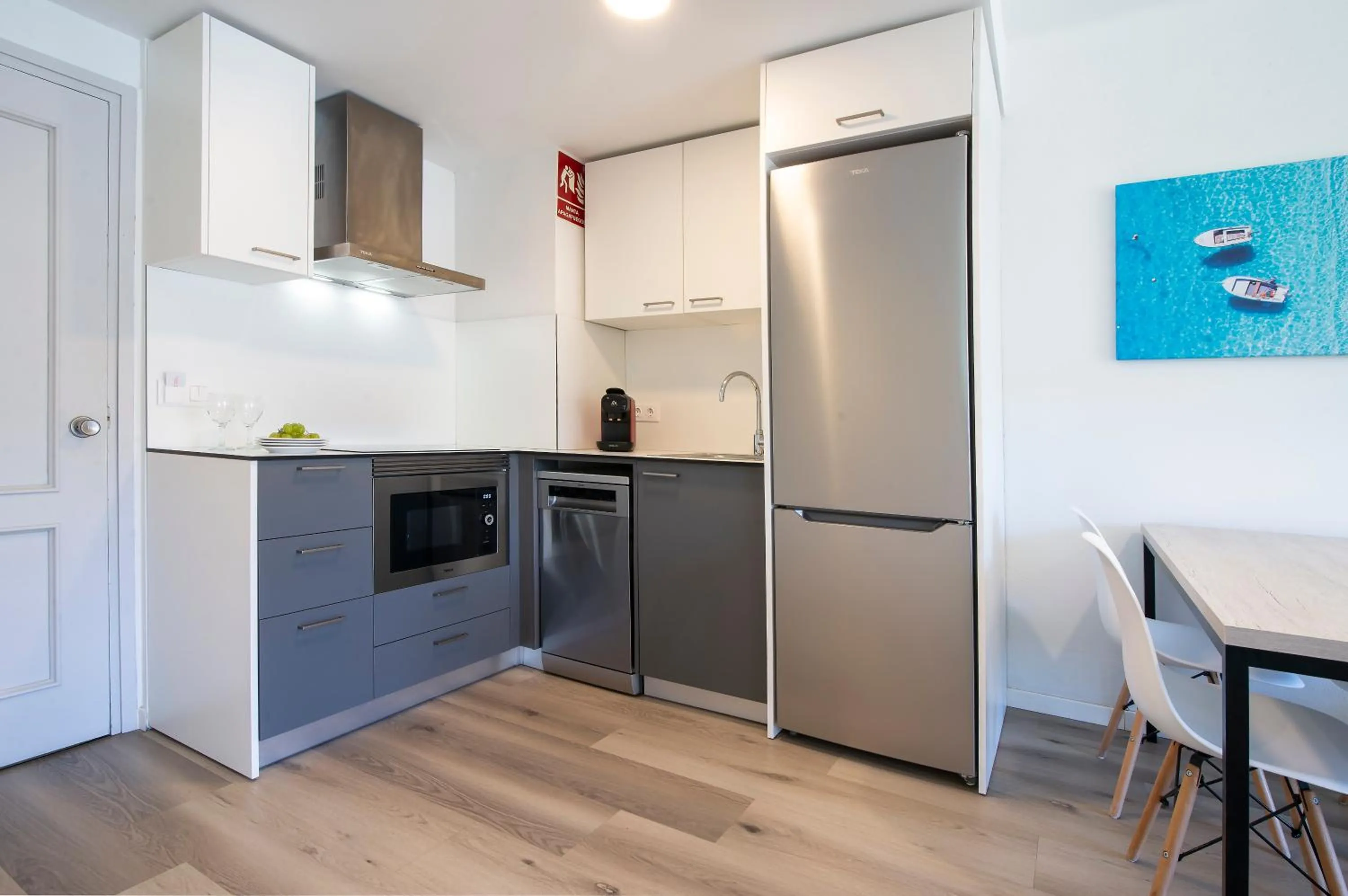 Kitchen or kitchenette in Pierre & Vacances Estartit Playa