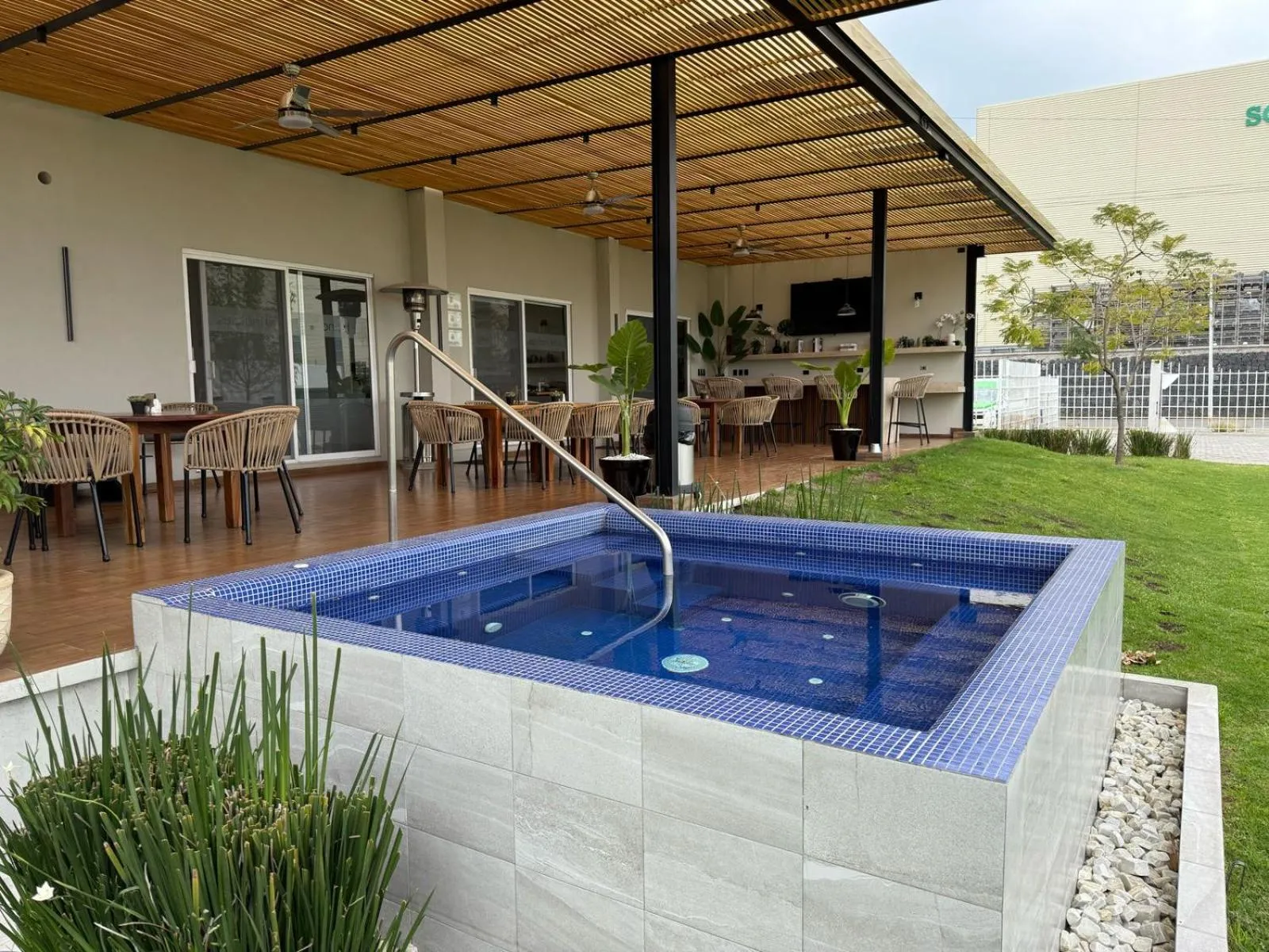 Hot Tub in Hit Hoteles Aeropuerto Puebla