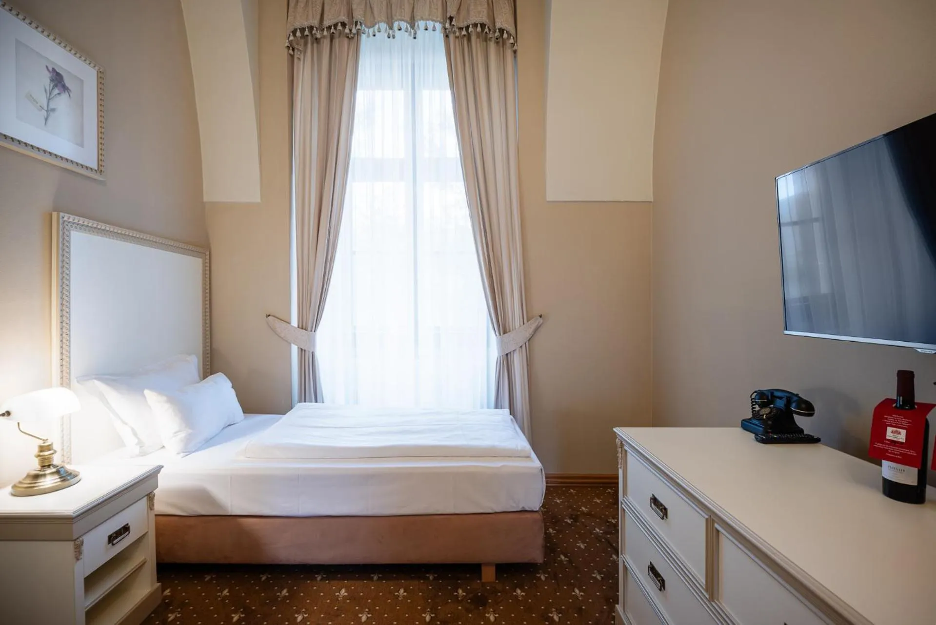 Bed in Hotel Gino Park Palace - Kaštieľ Orlové