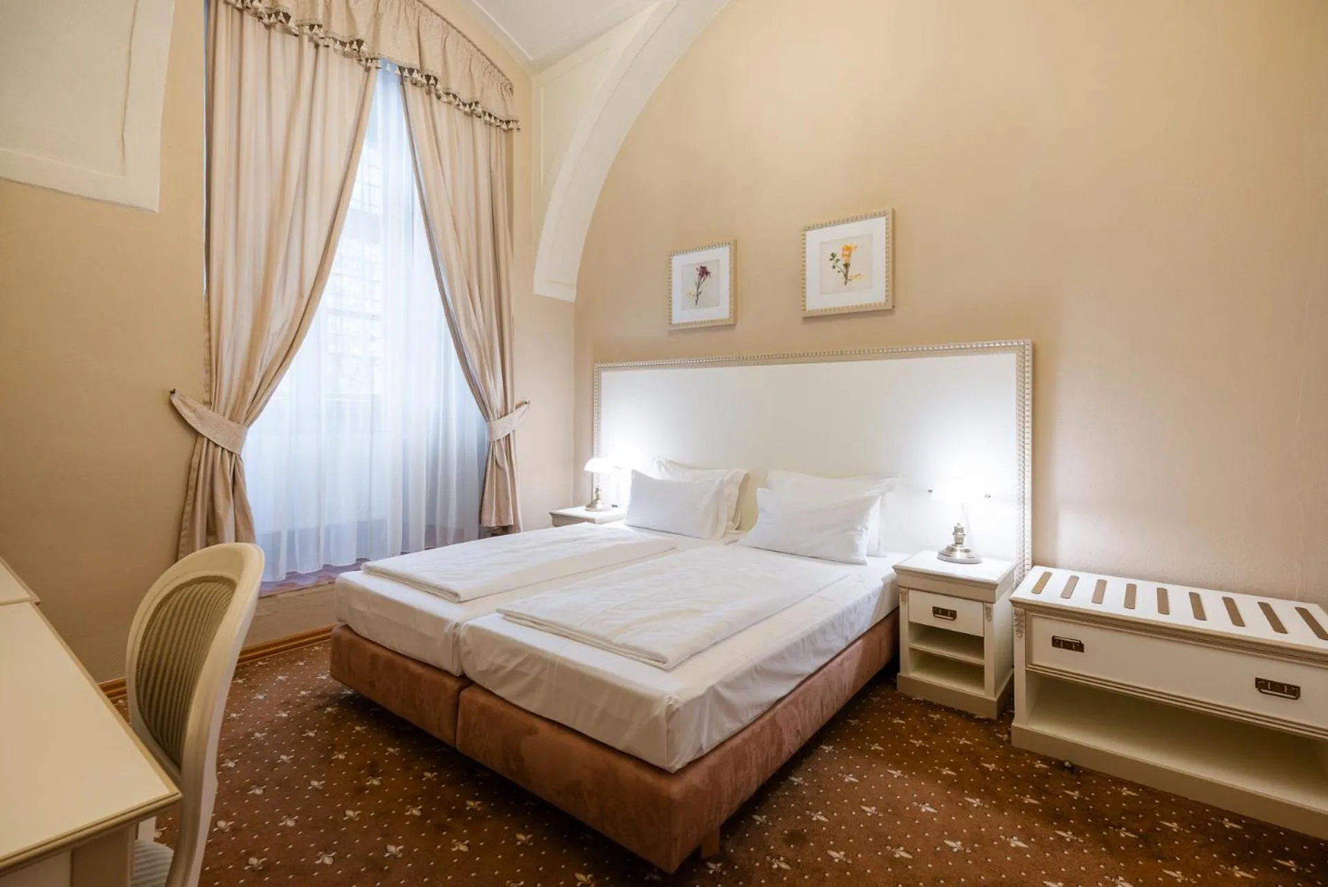 Bed in Hotel Gino Park Palace - Kaštieľ Orlové