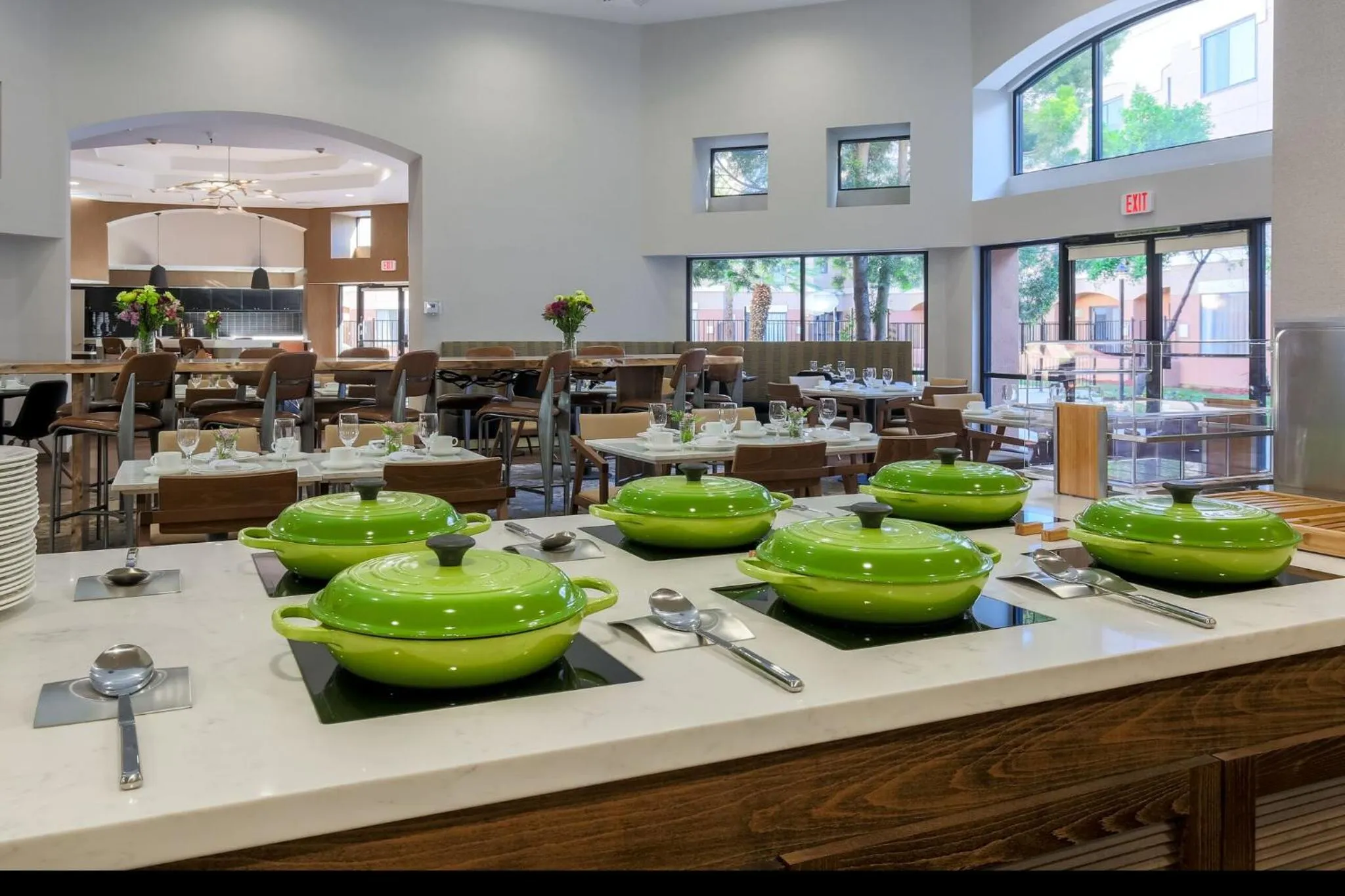 Restaurant/Places to Eat in DoubleTree Suites by Hilton Hotel Sacramento – Rancho Cordova