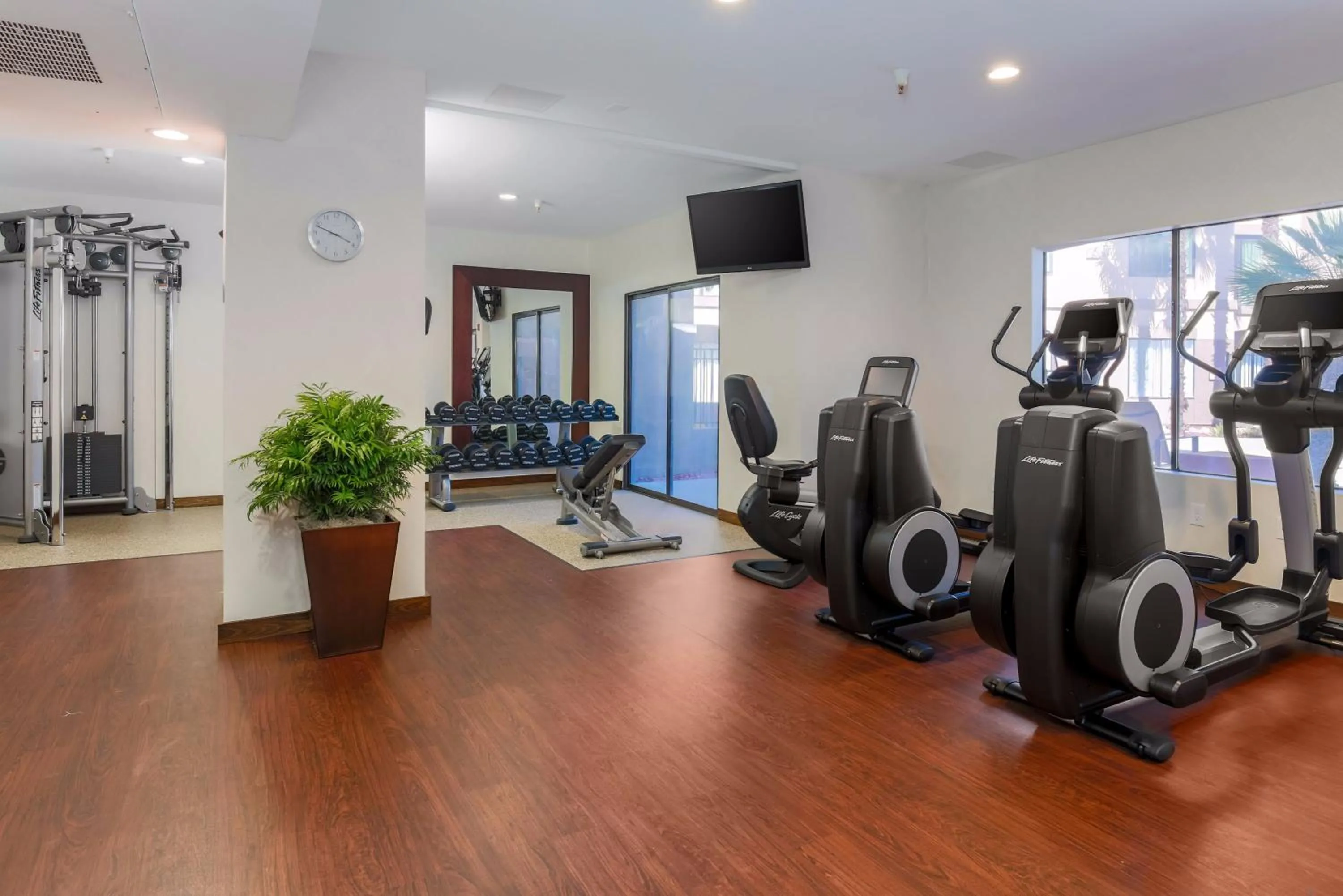 Fitness centre/facilities, Fitness Center/Facilities in DoubleTree Suites by Hilton Hotel Sacramento – Rancho Cordova