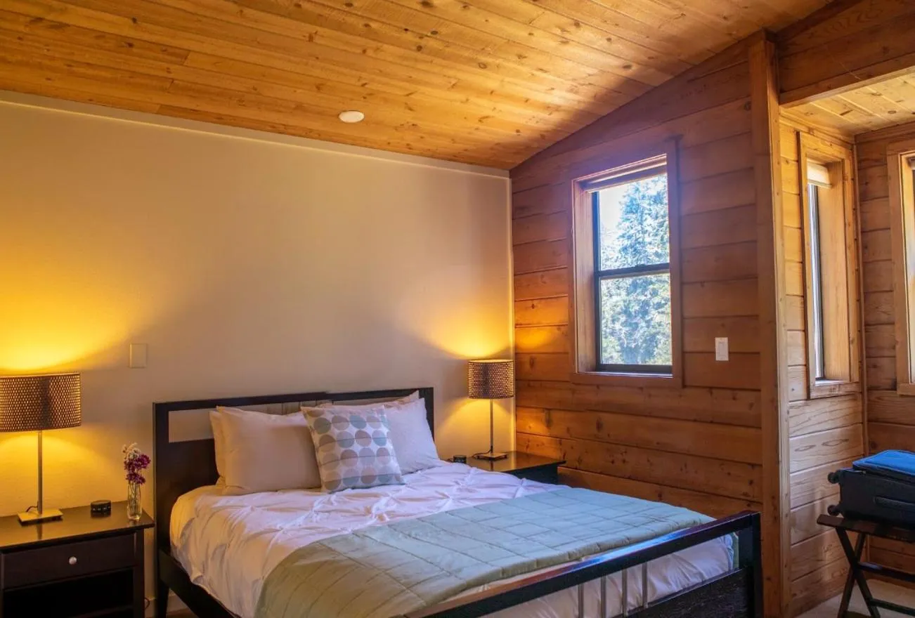 Bed in Cottages at Little River Cove