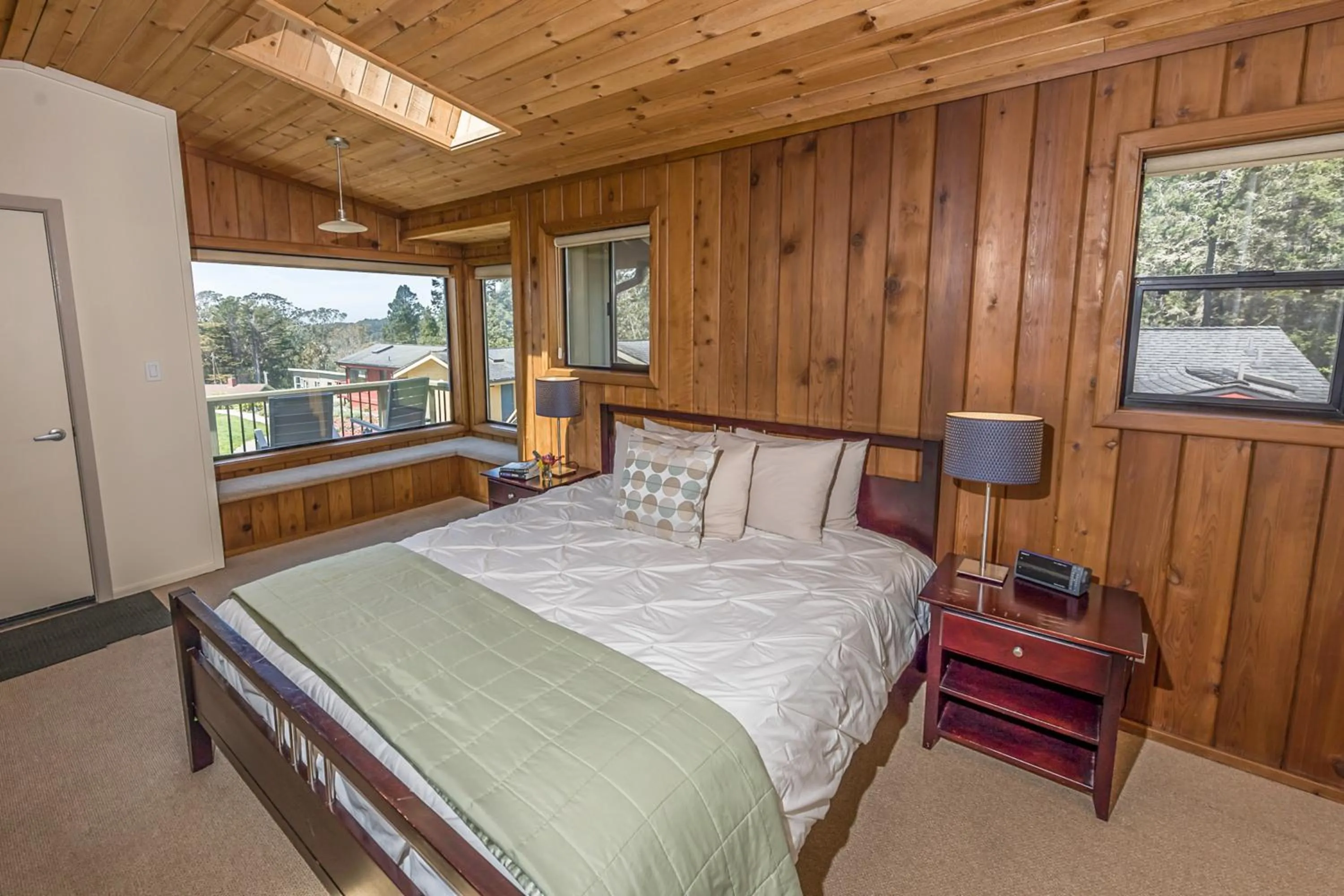 Bed in Cottages at Little River Cove