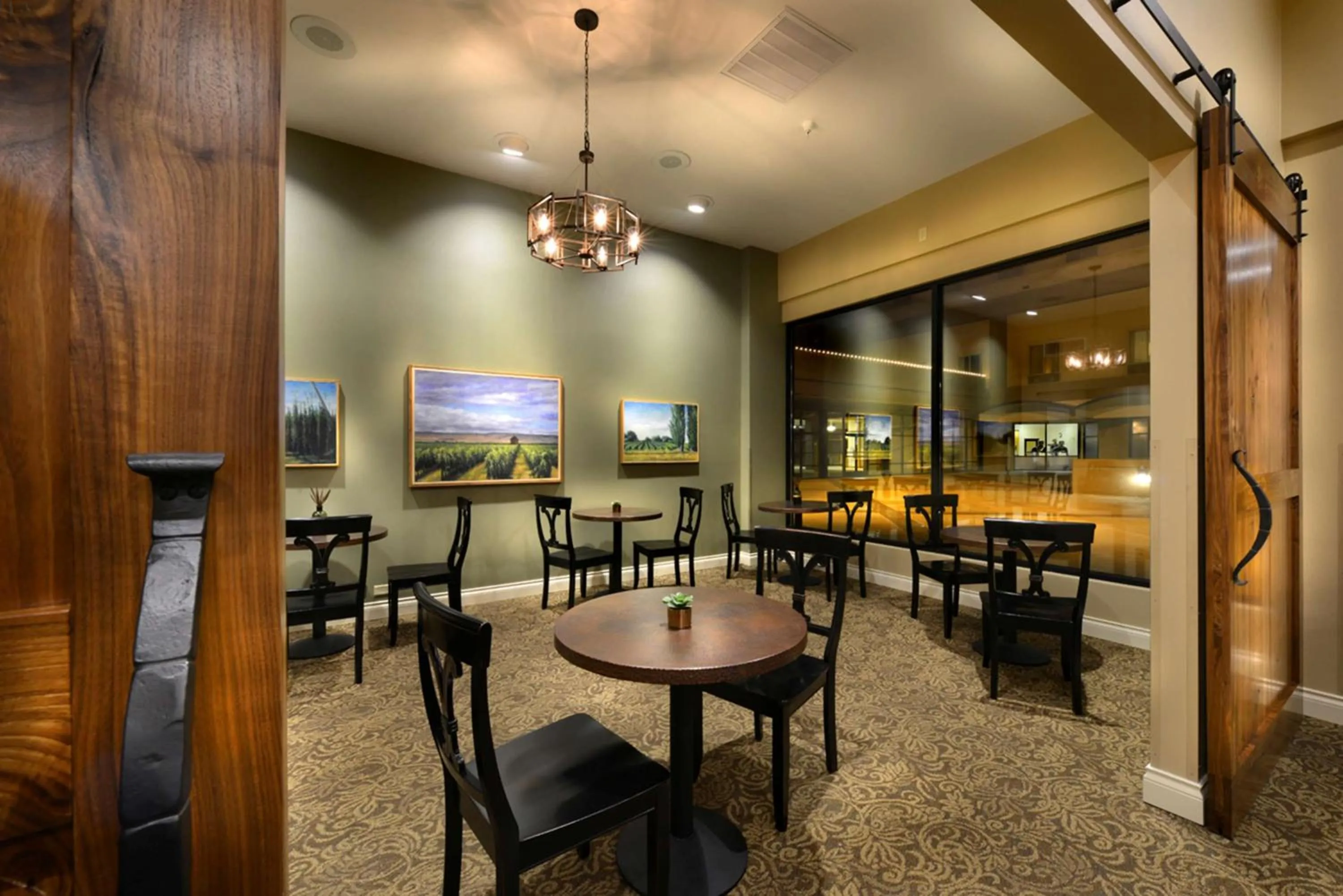 Lobby or reception in Hotel Maison Yakima Tapestry Collection by Hilton