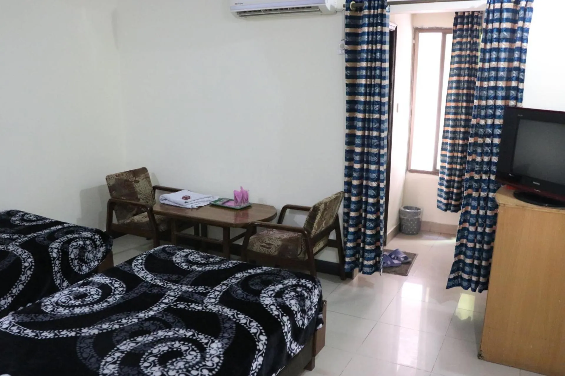 Bed in National City Hotel