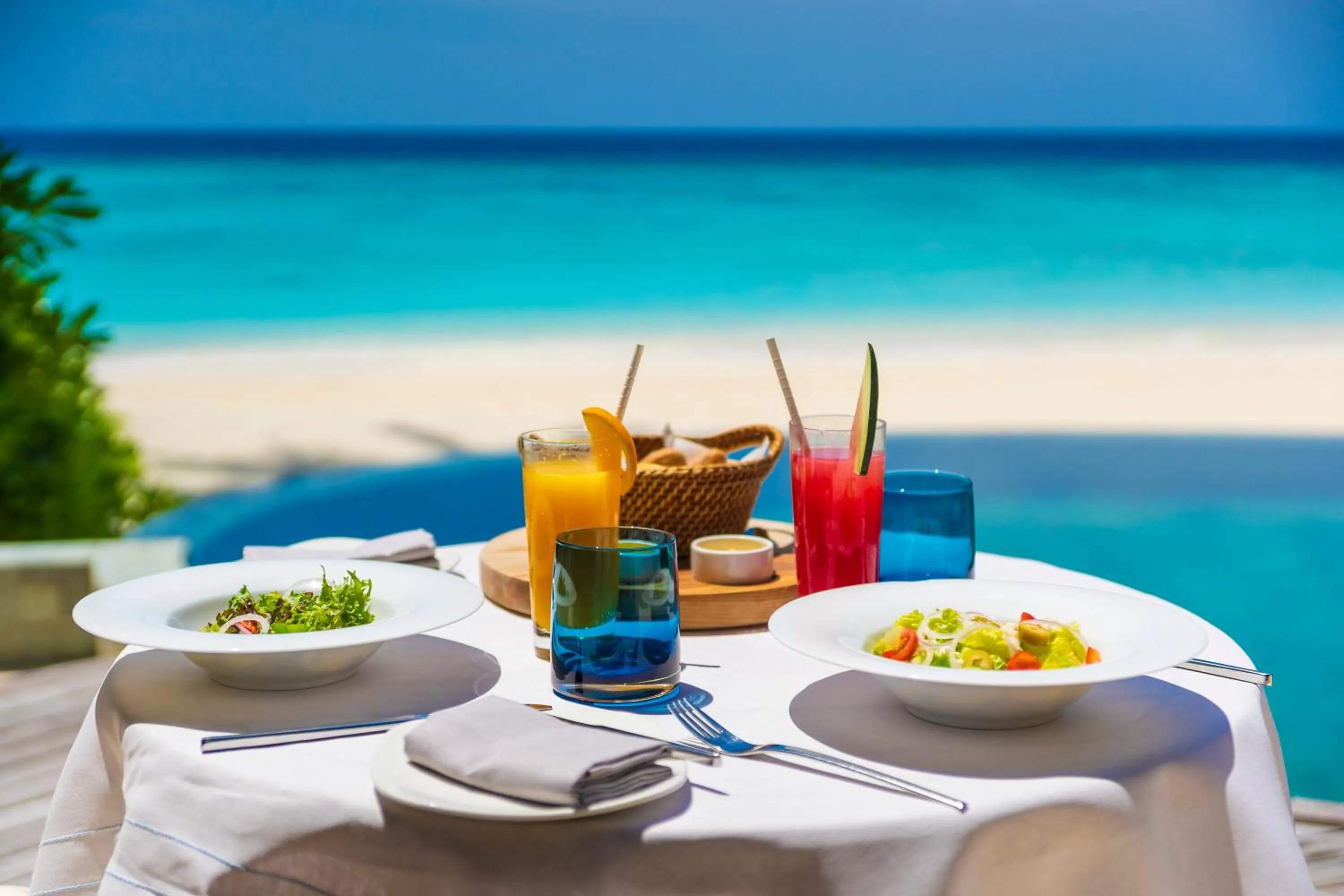 Food and drinks in Milaidhoo Maldives