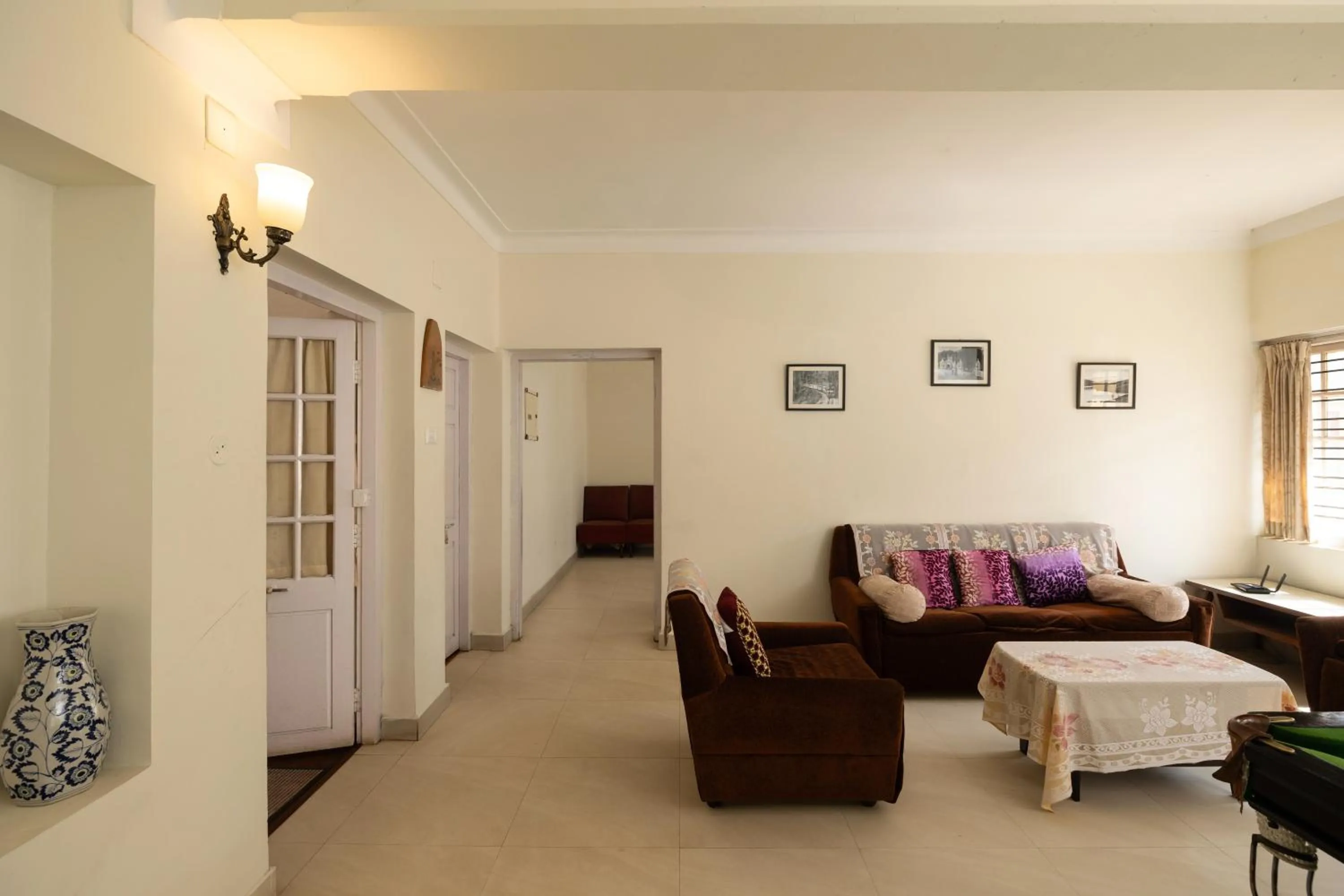 Lobby or reception, Bed in Colonels inn