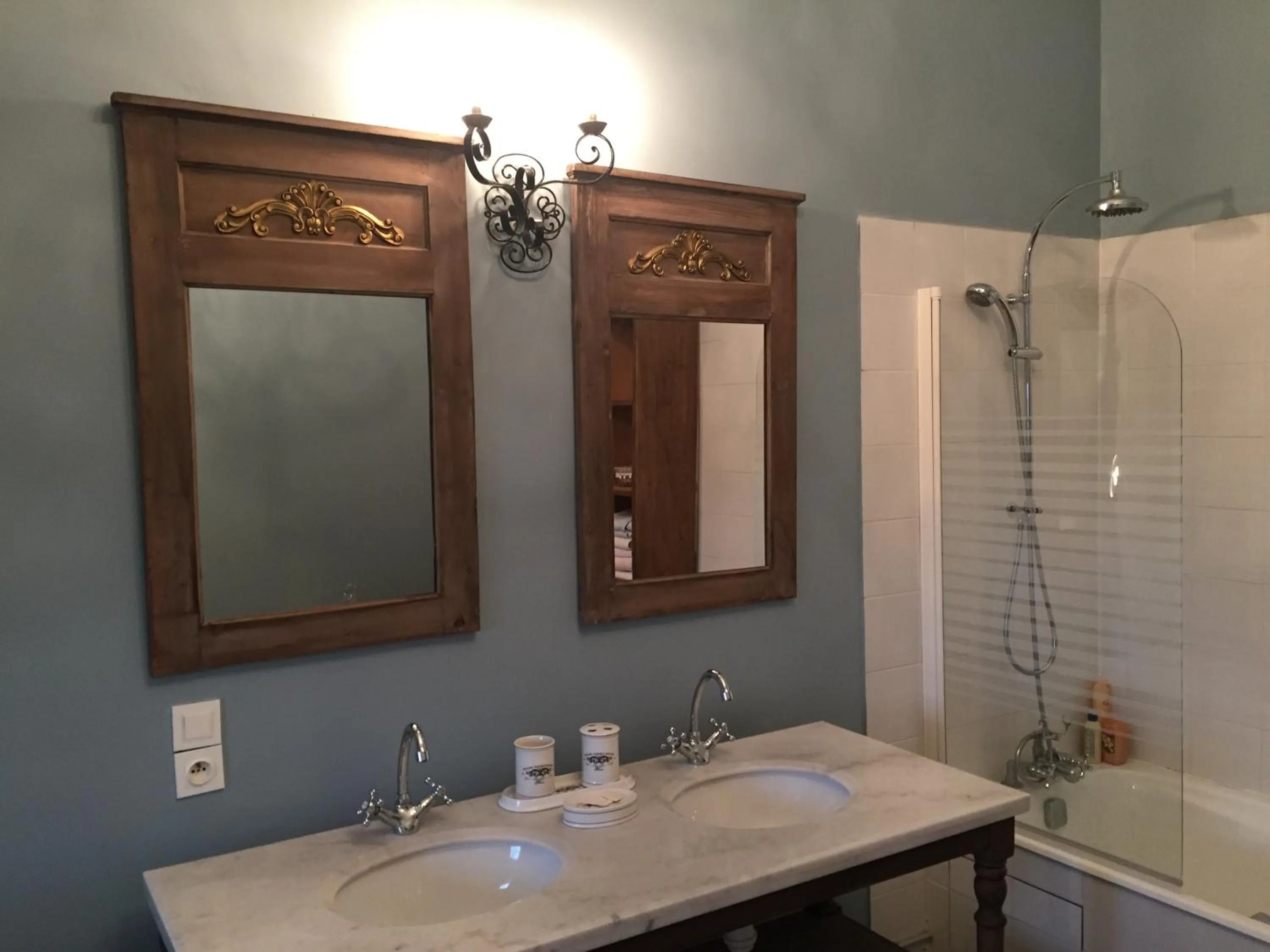 Bathroom in Le Castel Ecossais