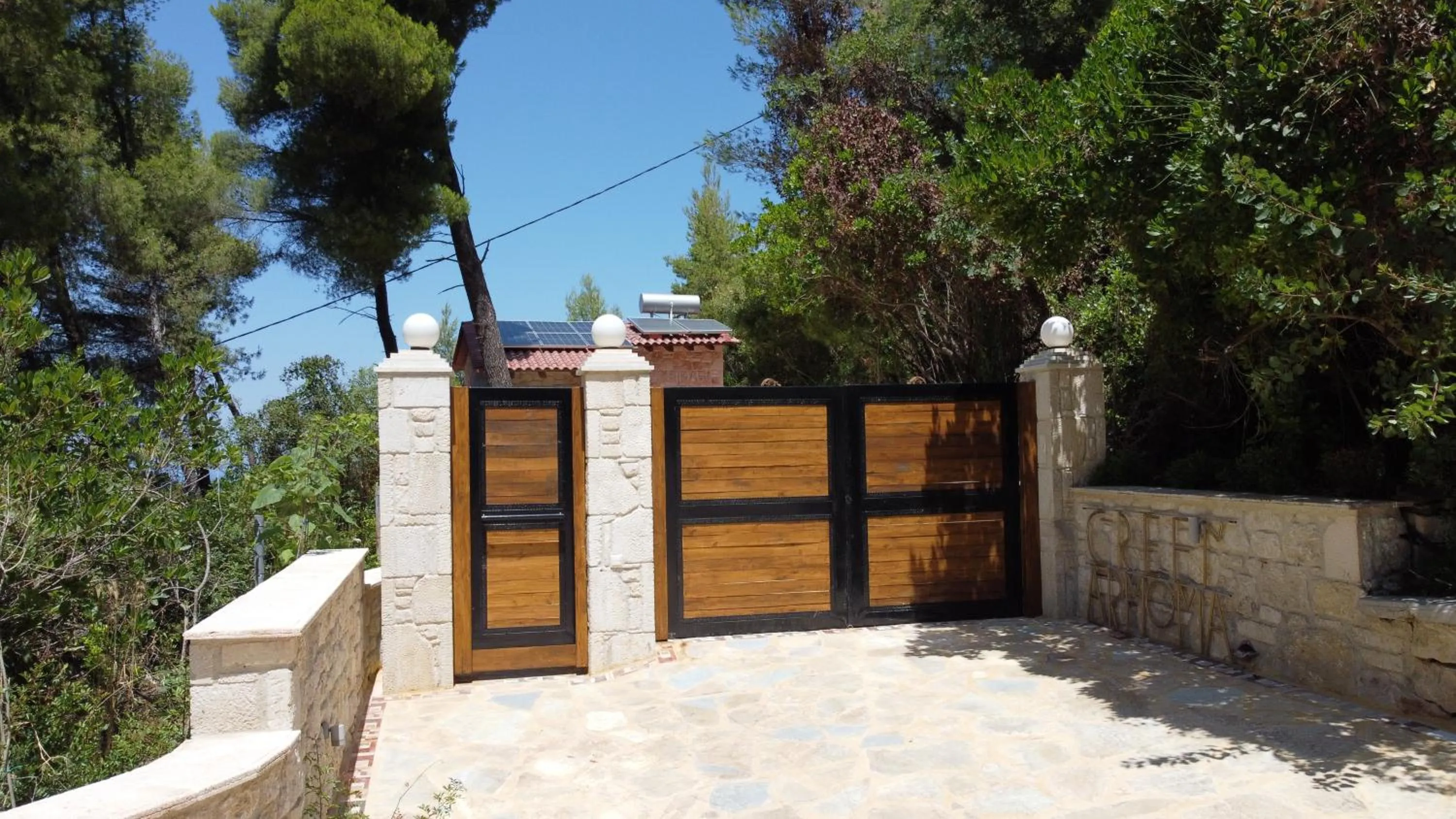 Property building in Akritas Ef Zin Villas & Suites