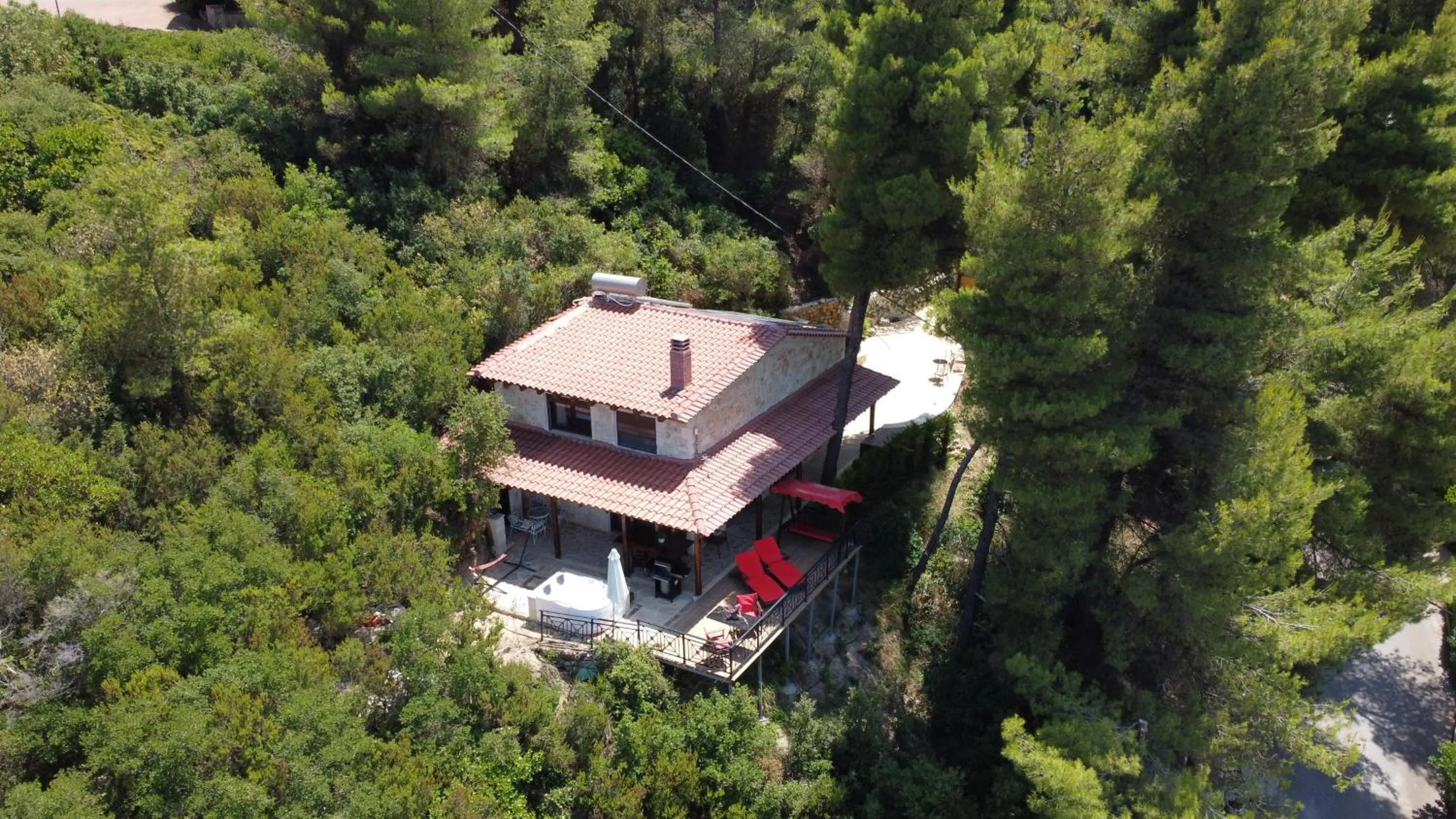 Property building in Akritas Ef Zin Villas & Suites