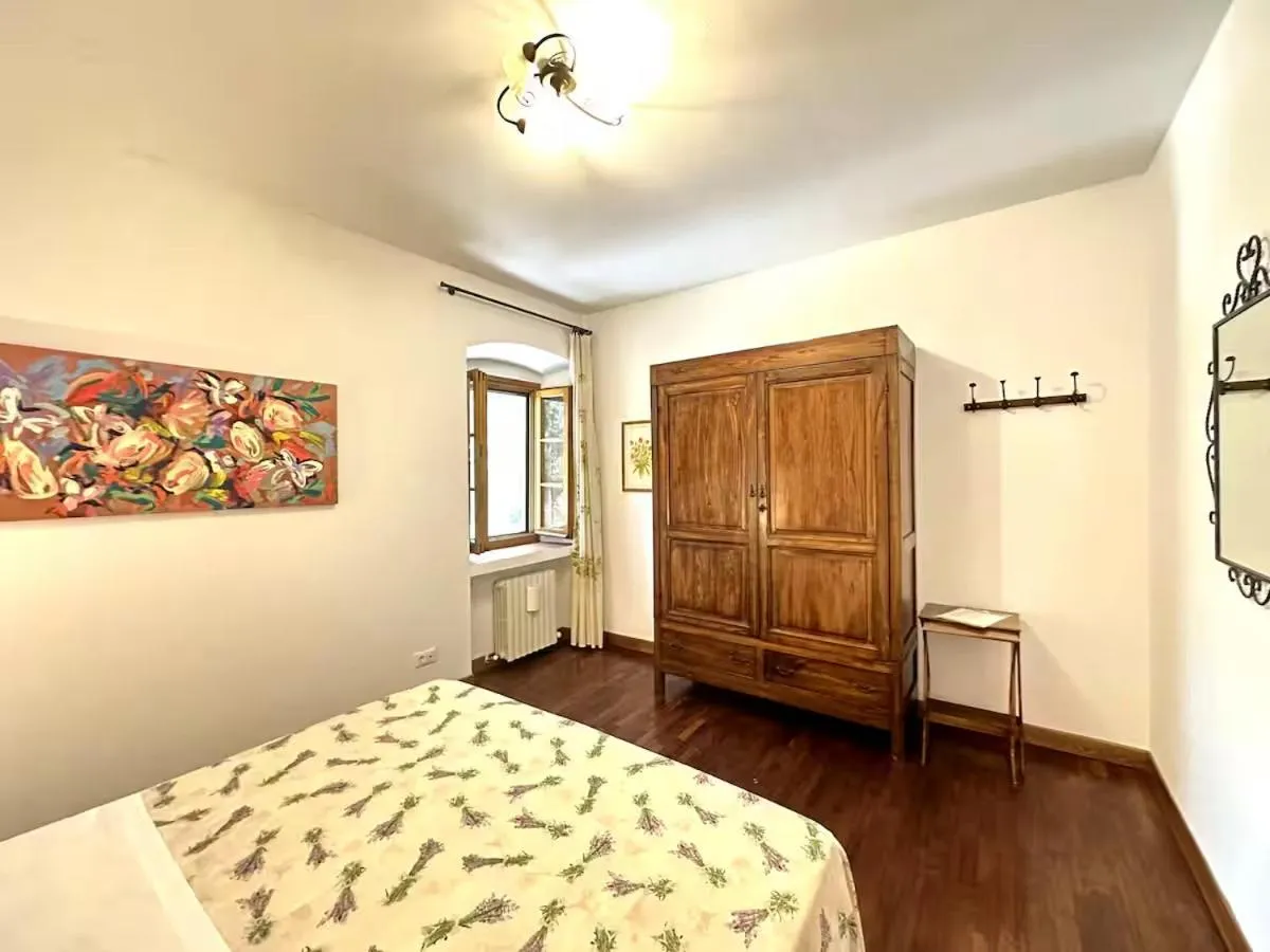 Bed in Agriturismo Podere Rondinaio