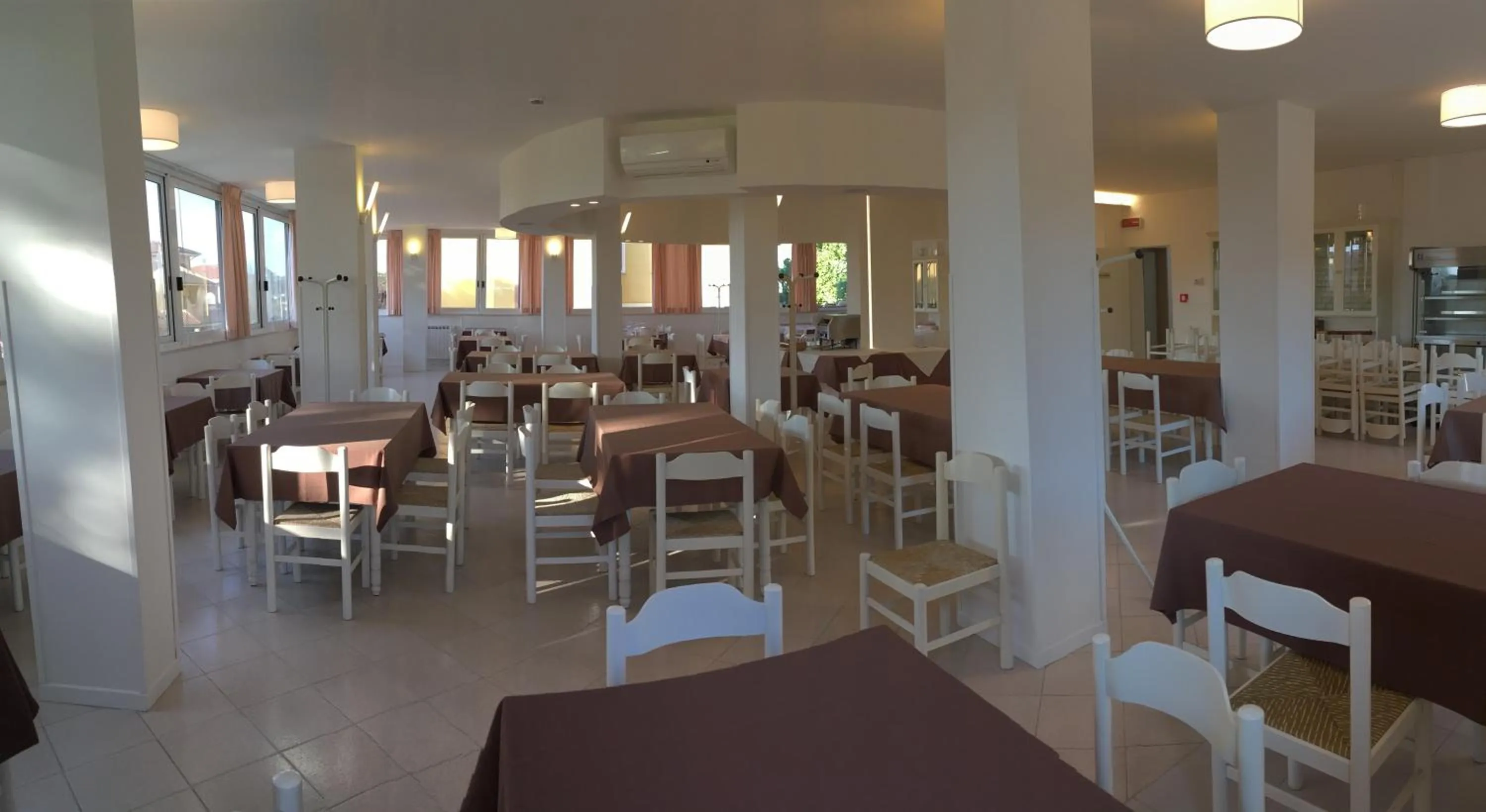 Restaurant/places to eat in Pineto Resort