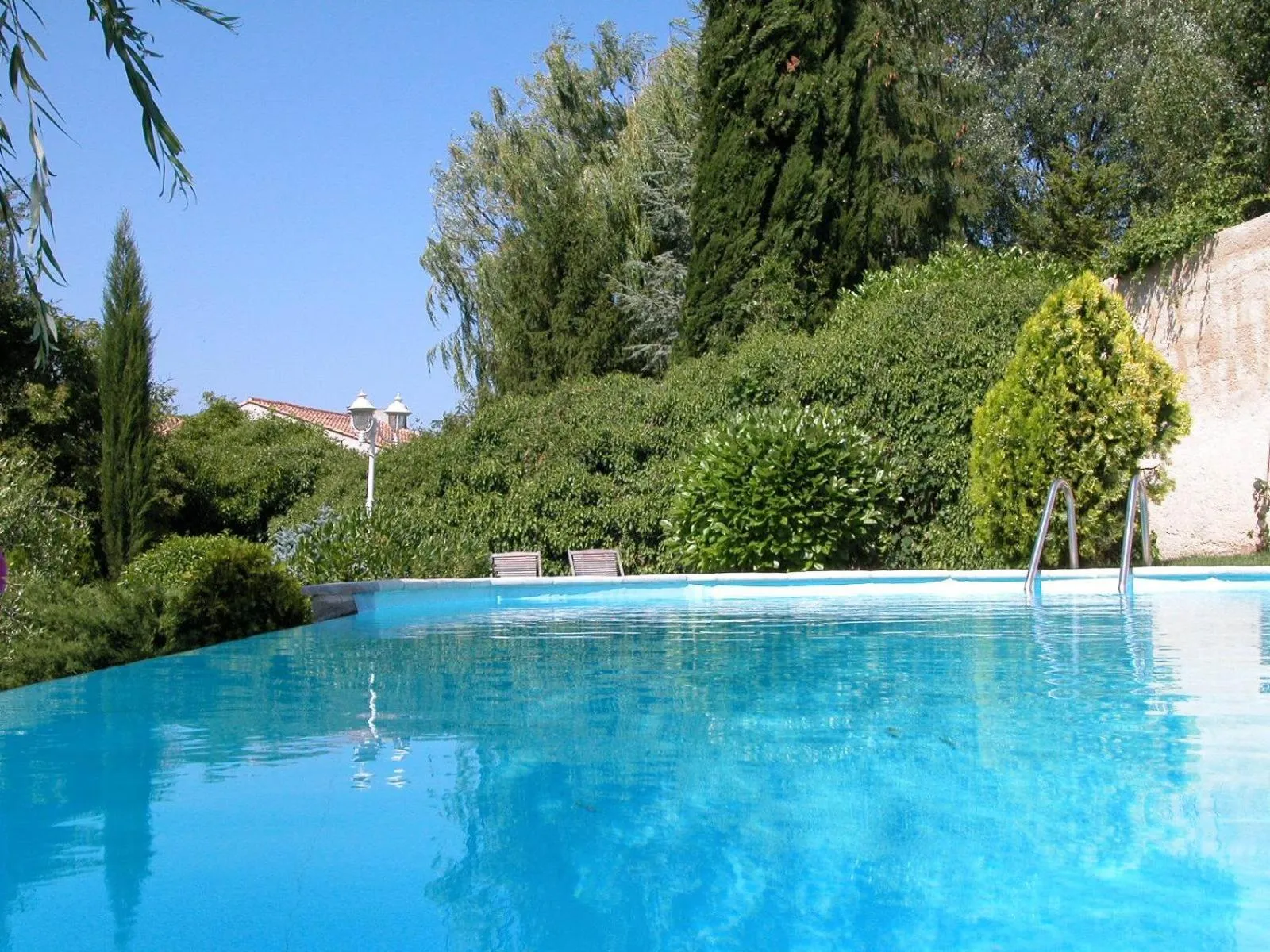 Swimming pool in Maison Sule