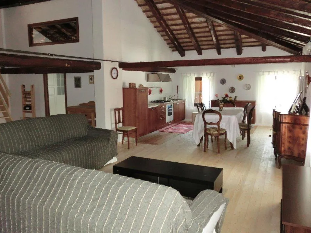 Bed in B&b Villa Bornancini