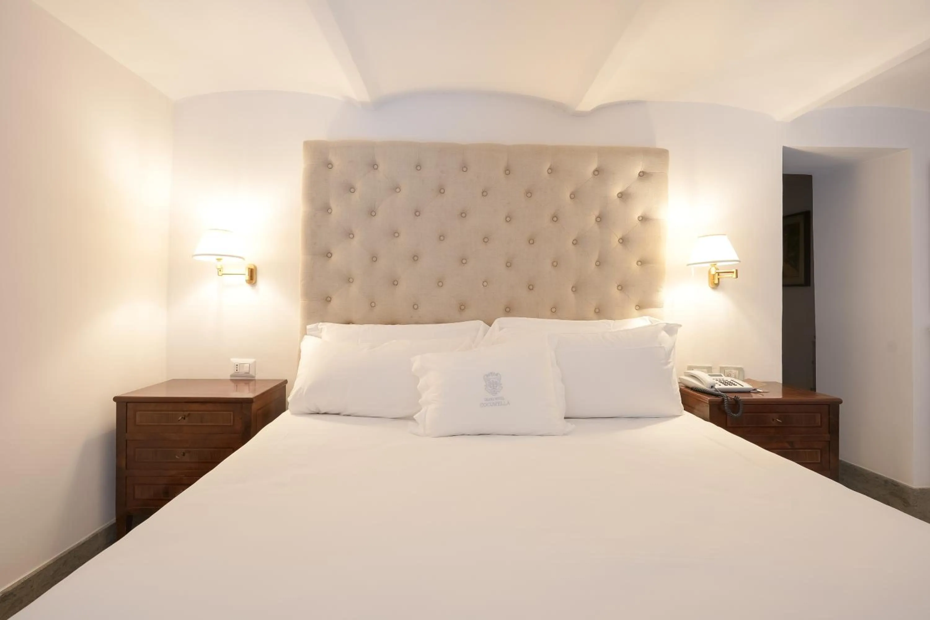 Bed in Grand Hotel Cocumella