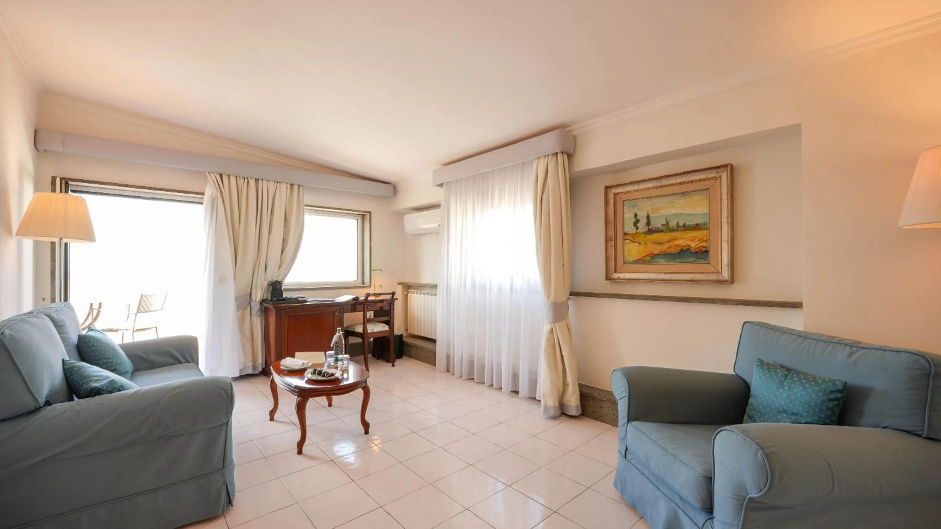 Living room in Grand Hotel Cocumella