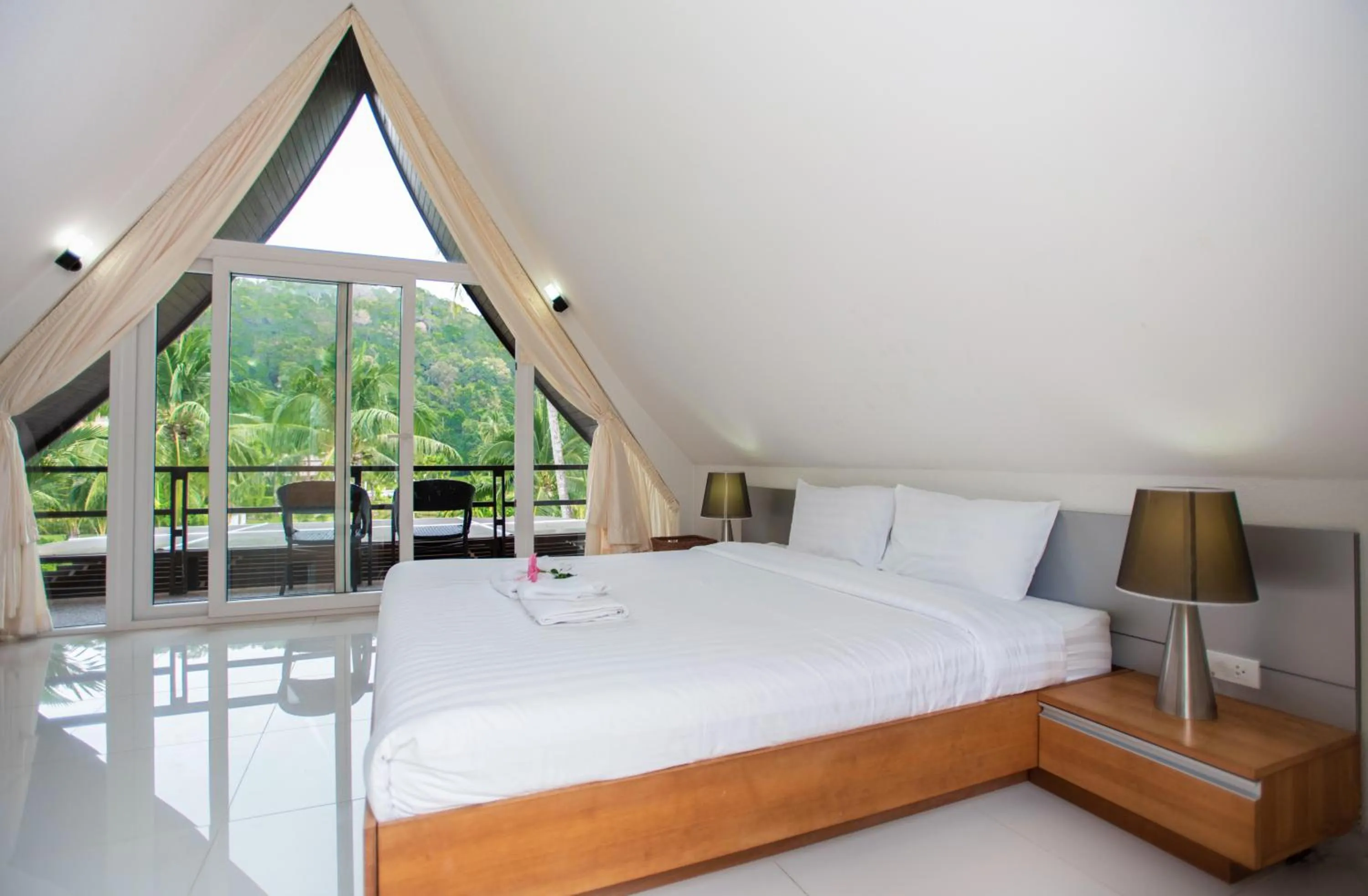 Koh Chang Beach Villas