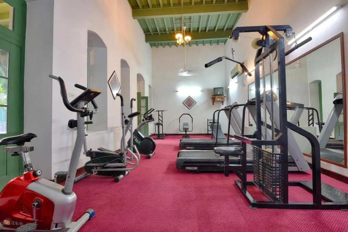 Swimming pool in Swat Serena Hotel