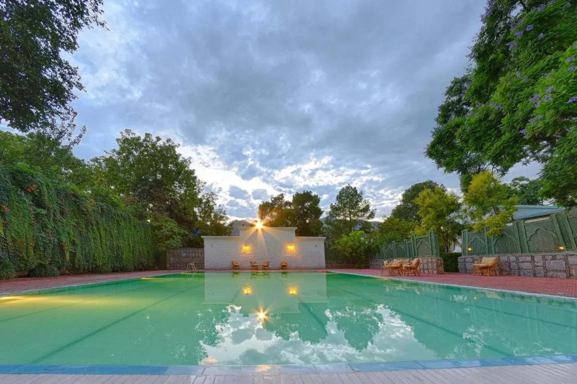 Swimming pool in Swat Serena Hotel