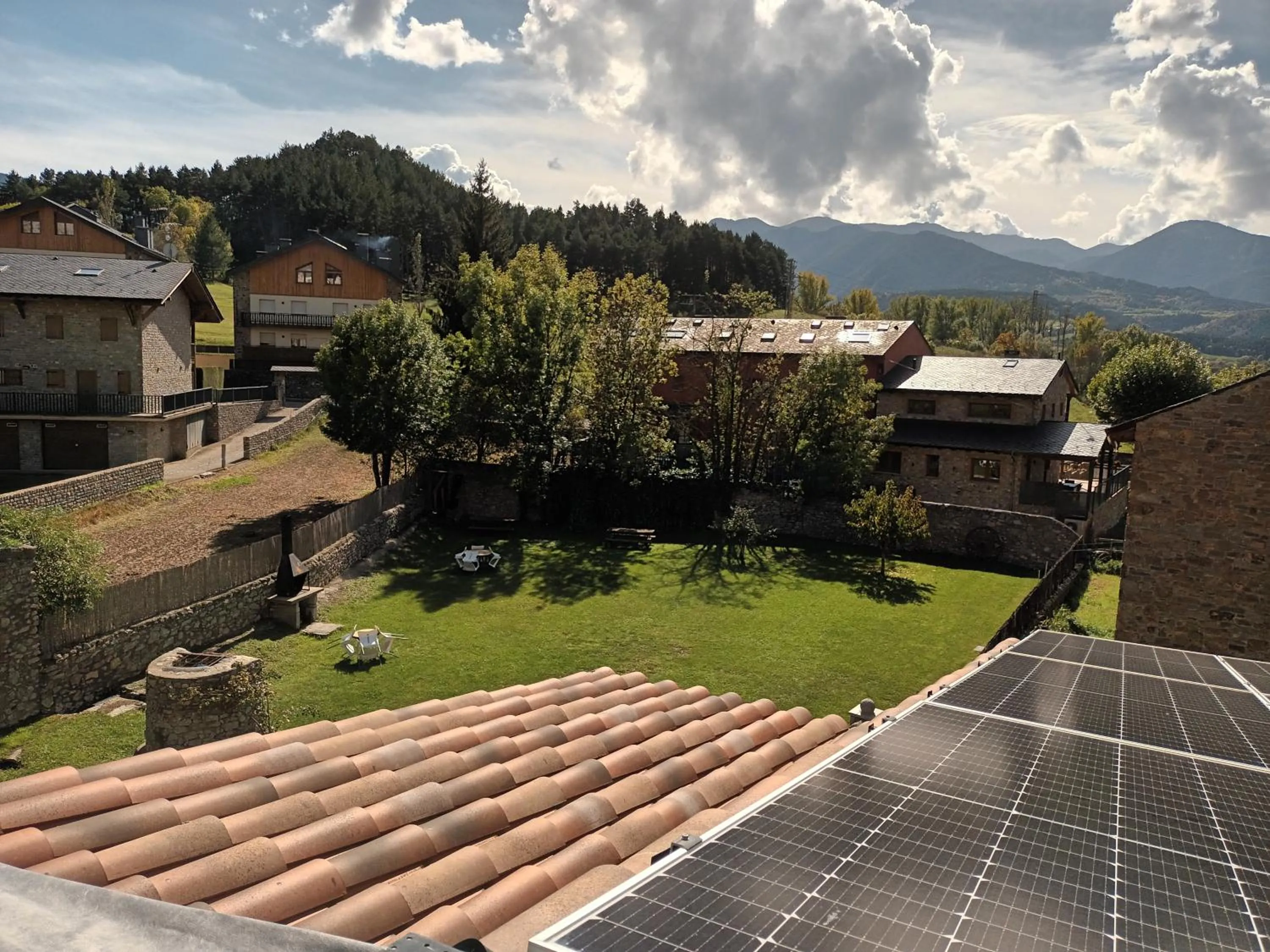 BBQ facilities in Aparthotel Bellver