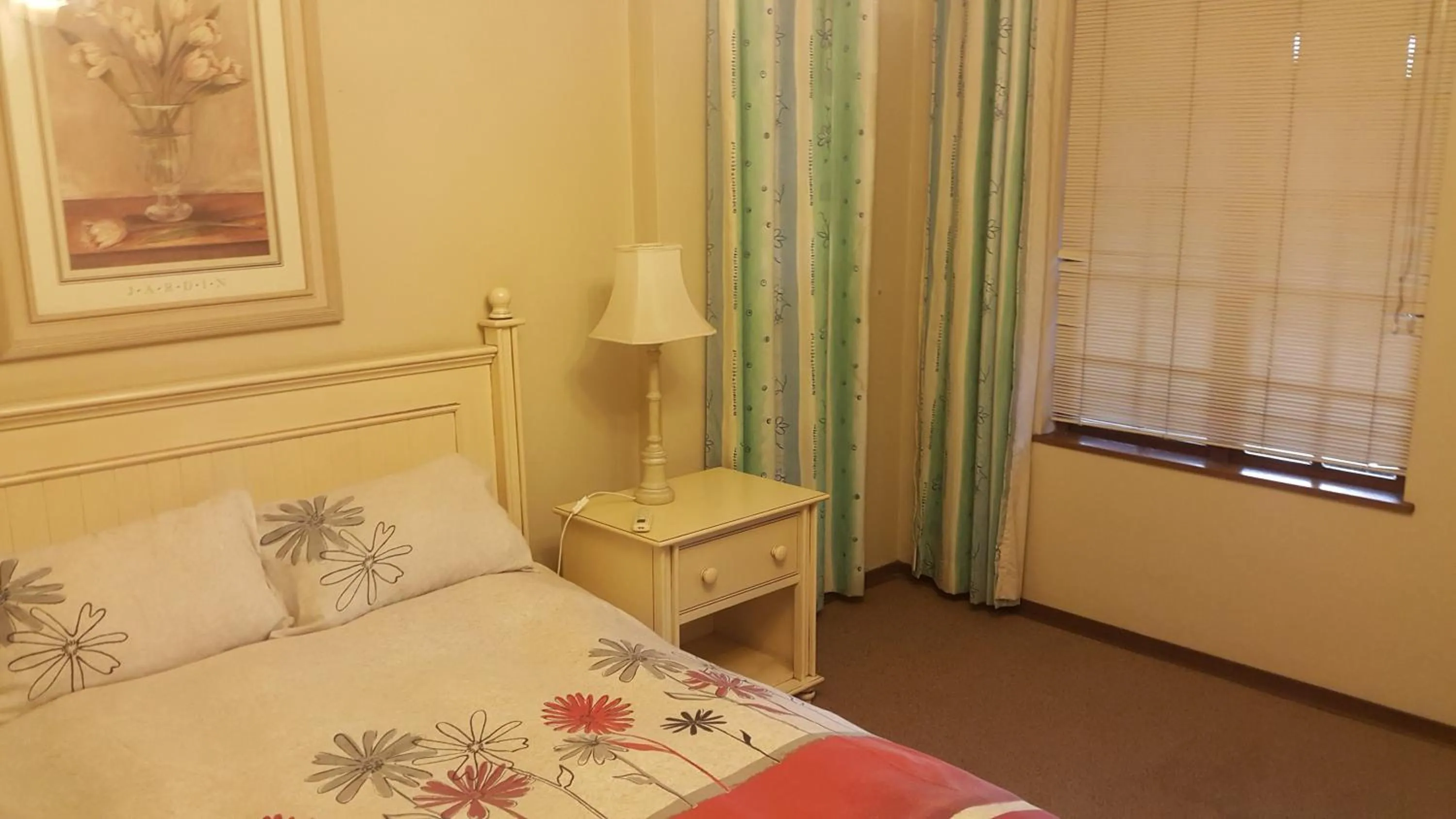 Bed in Albatross B&B