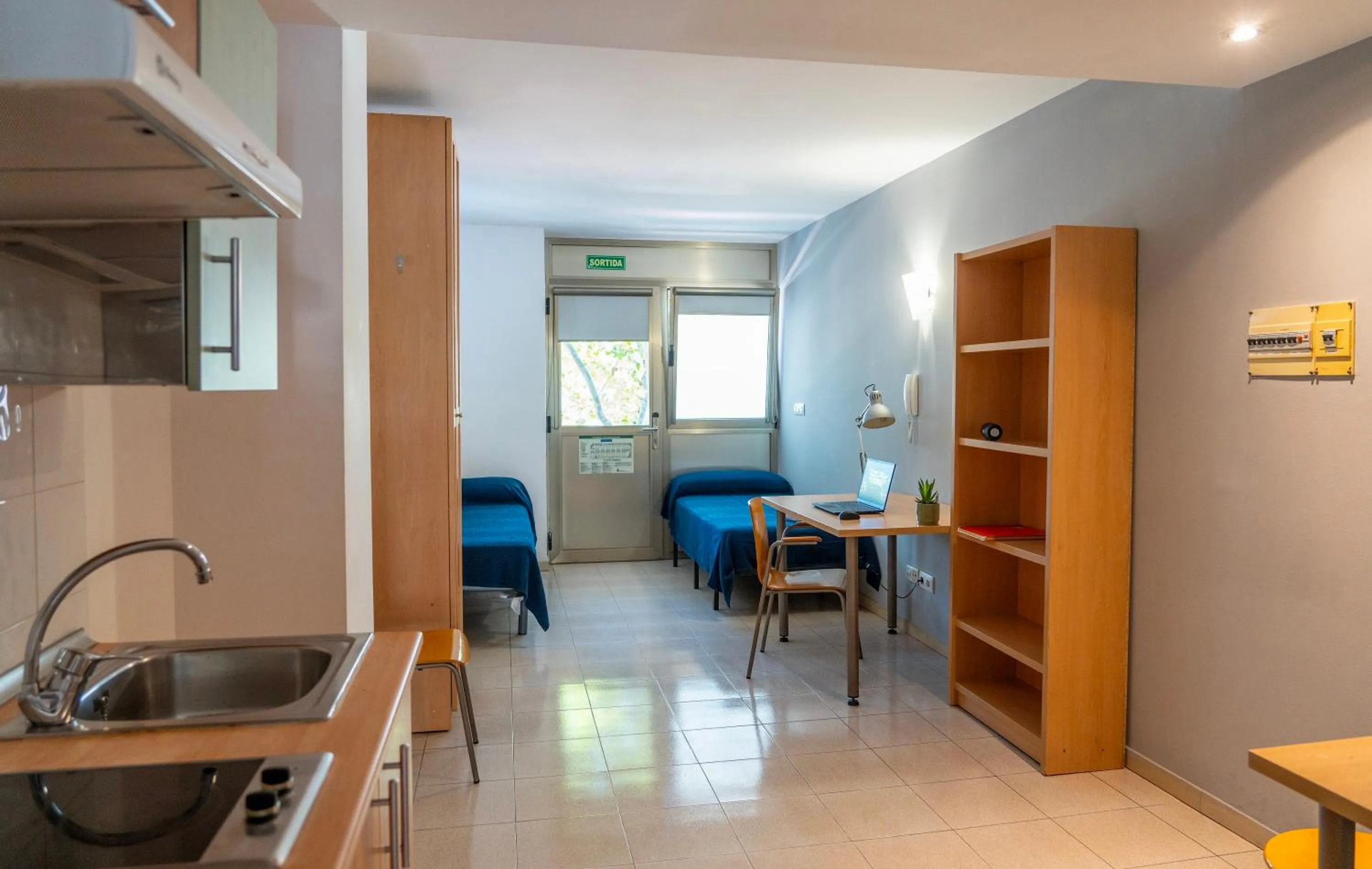 Kitchen or kitchenette in Apartaments Turístics Residencia Vila Nova