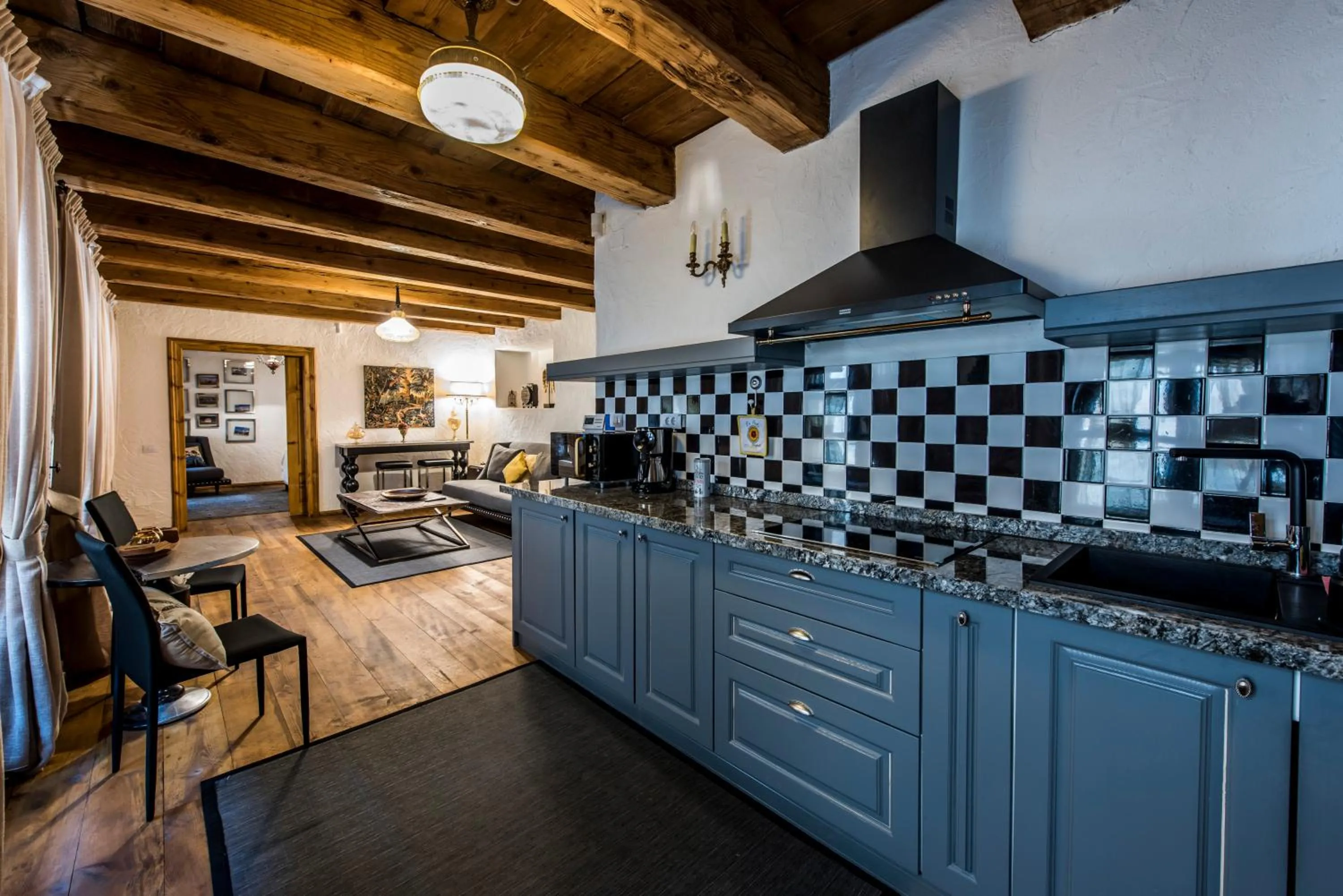 Kitchen or kitchenette in Casa Veche
