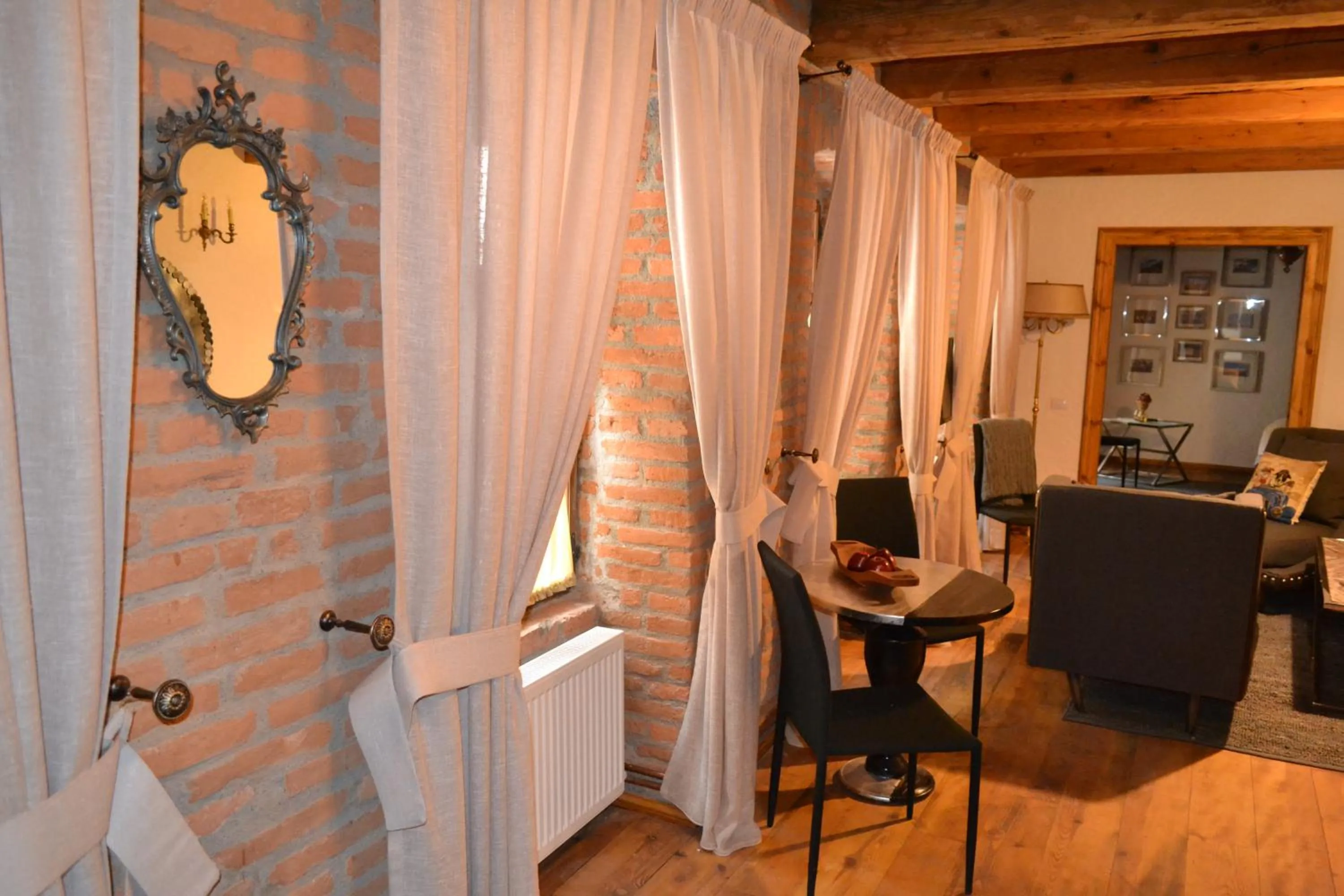 Living room in Casa Veche