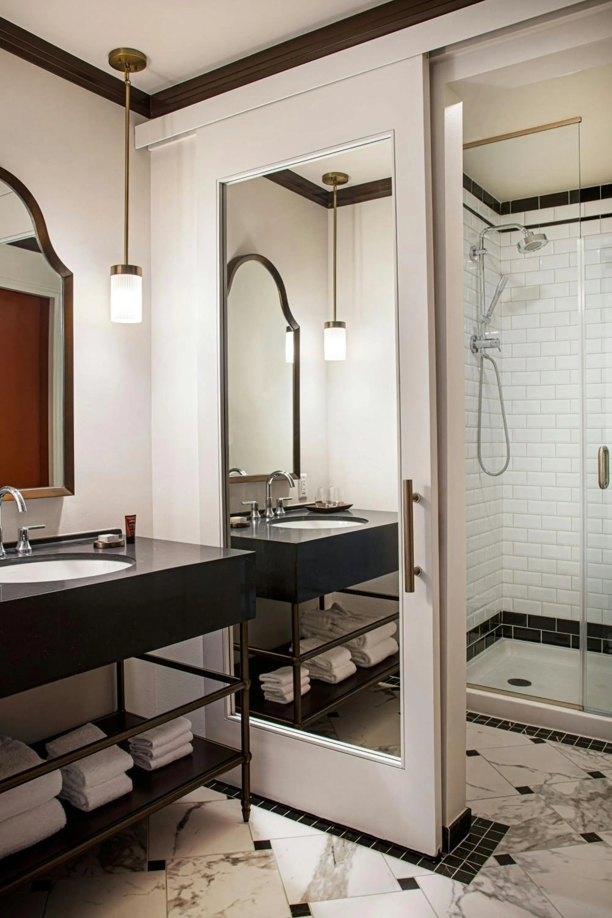 Bathroom in Hotel David Whitney, Autograph Collection