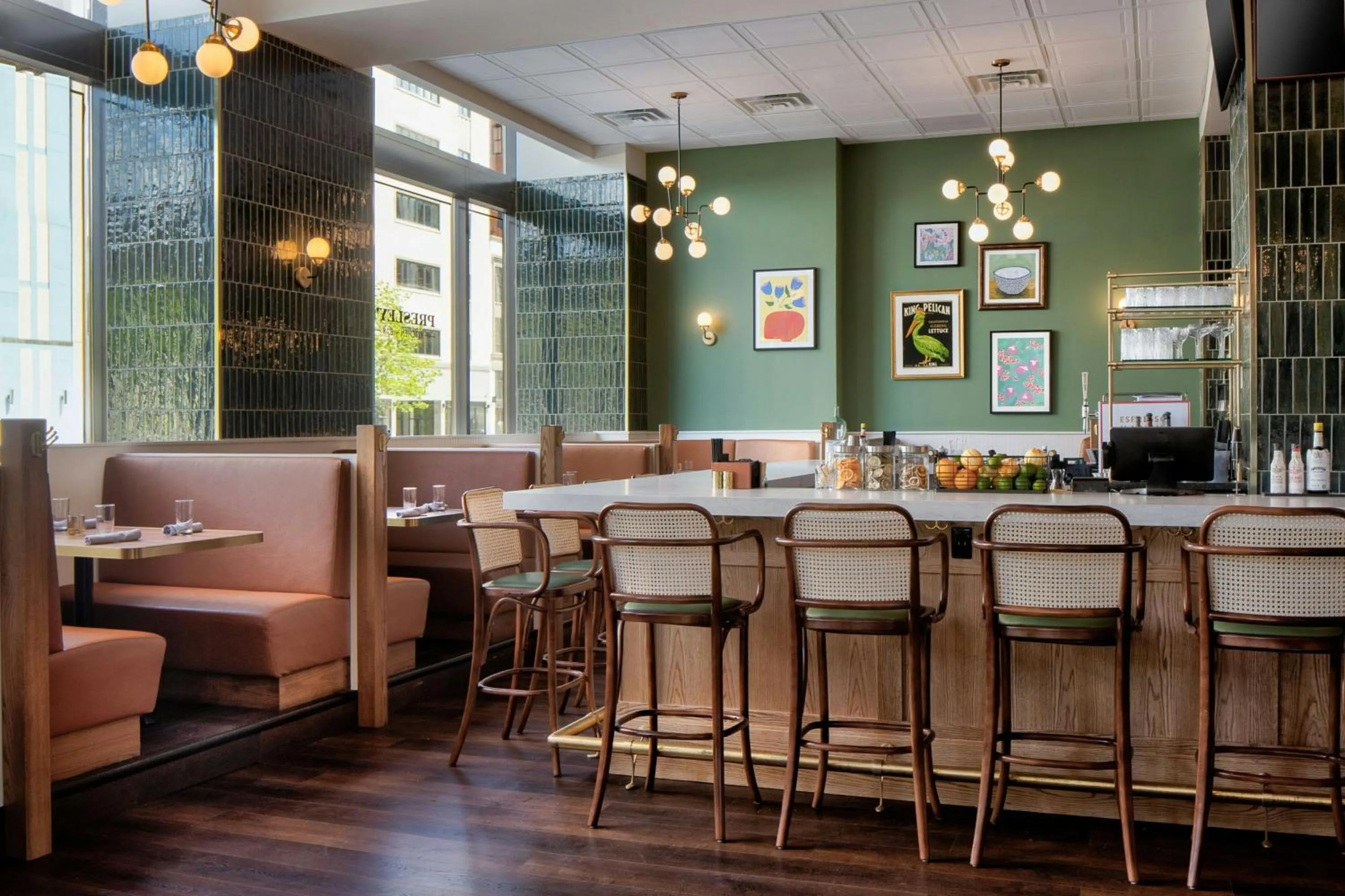 Lounge or bar in Hotel David Whitney, Autograph Collection