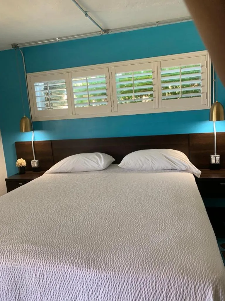 Bed in The Sands Motel