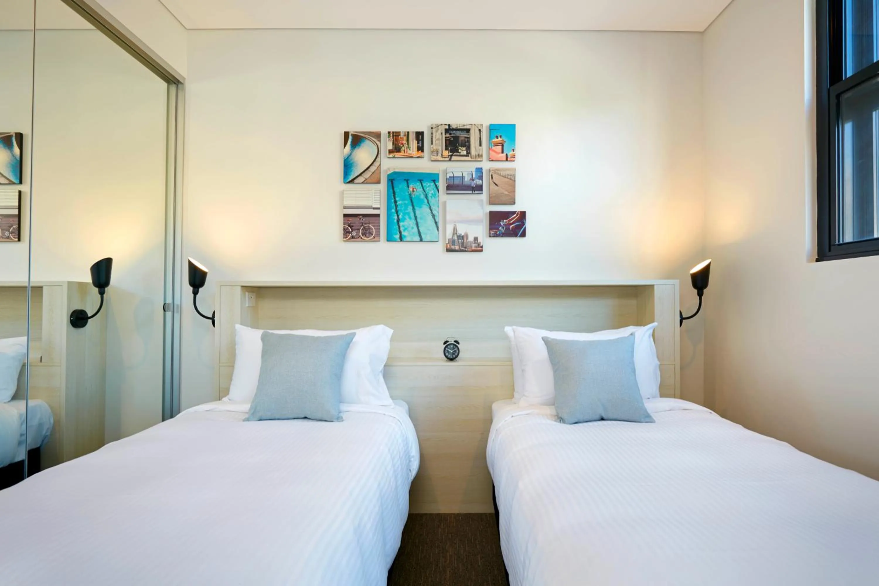 Property building, Bed in Veriu Camperdown