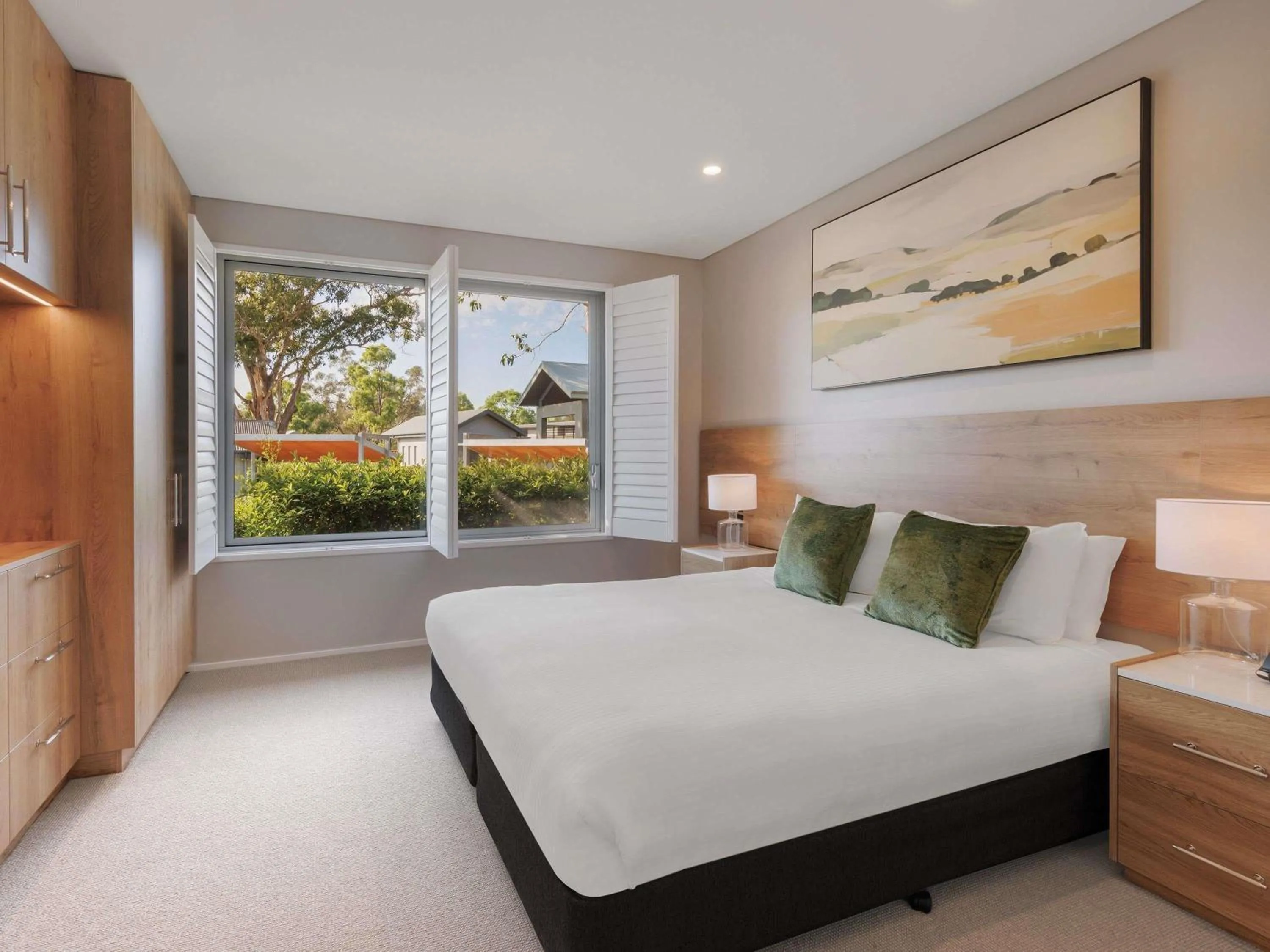 Bedroom, Bed in Peppers Hunter Valley AVC Apartment